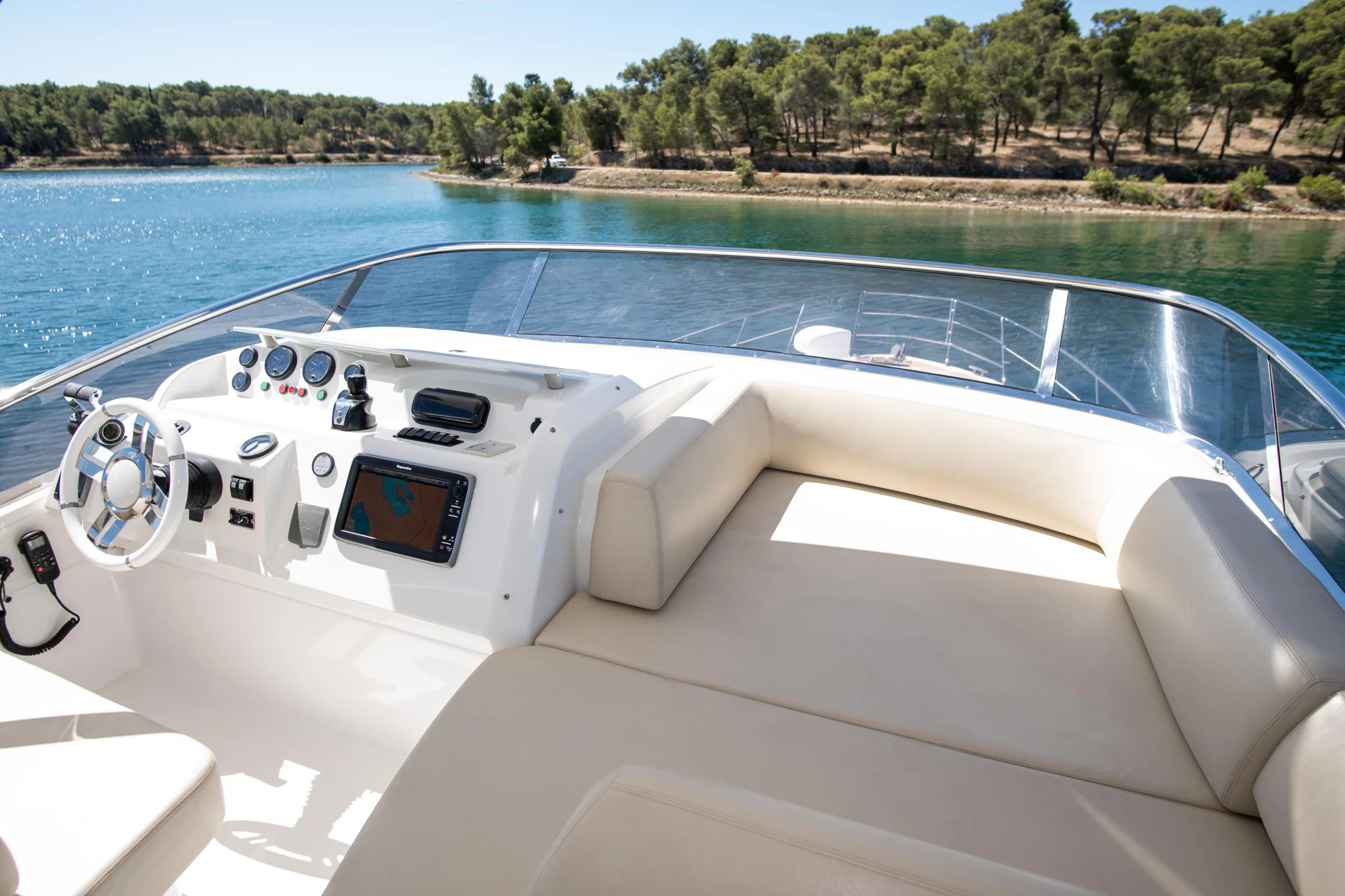 Azimut 60 (MY LAURA)  - 13