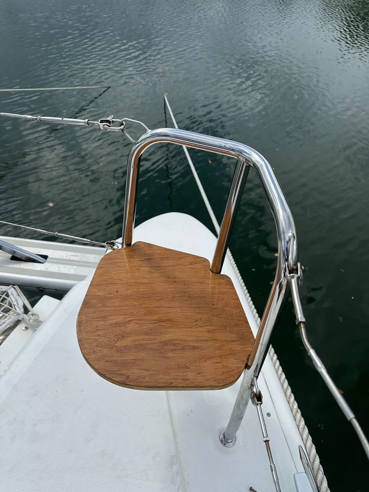 Lagoon 42 (Tigra) Front Seat - 22