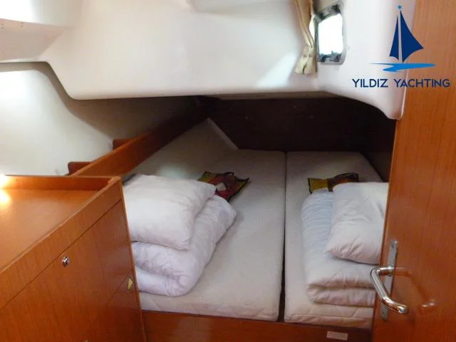 Cyclades 39.3 (Six Pack) Back Cabin - 1
