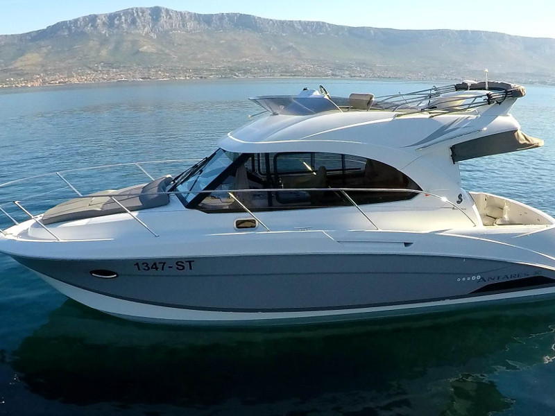 Photo #4 - Antares 30 Fly (Lumar SeaMotion) in Split - 5421