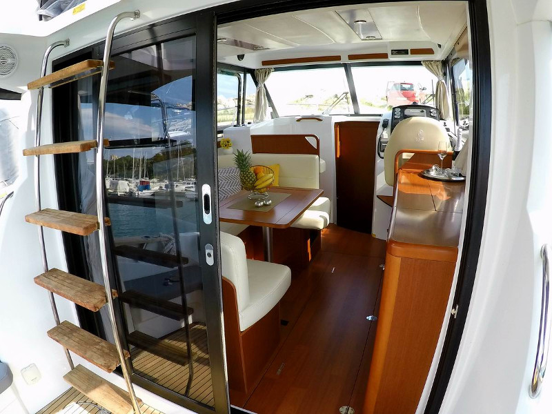 Photo #13 - Antares 30 Fly (Lumar SeaMotion) in Split - 5421