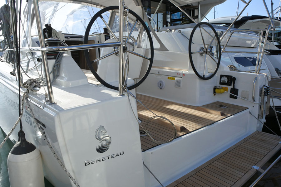Photo #7 - Oceanis 30.1 (TEMPUS II BCN OC30.1) en Barсelona - 25438