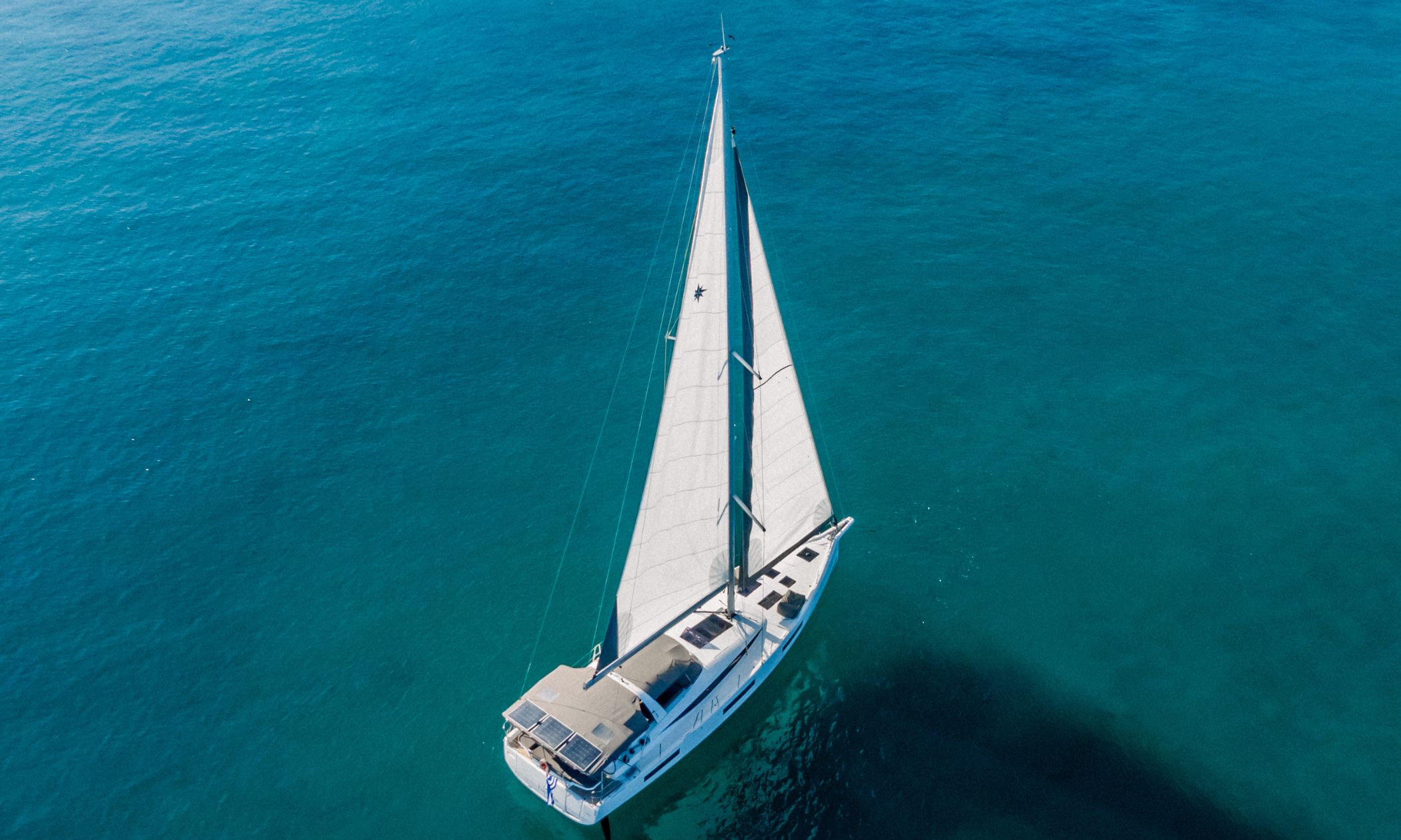 Photo #36 - Jeanneau 60 (Skipper obligatory) (EUPHORIA) in Athen - 24228