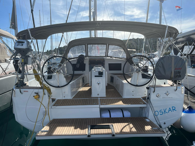 Photo #19 - Sun Odyssey 410 (OSKAR new 2024 (air condition, solar panels)) in Primosten - 5388