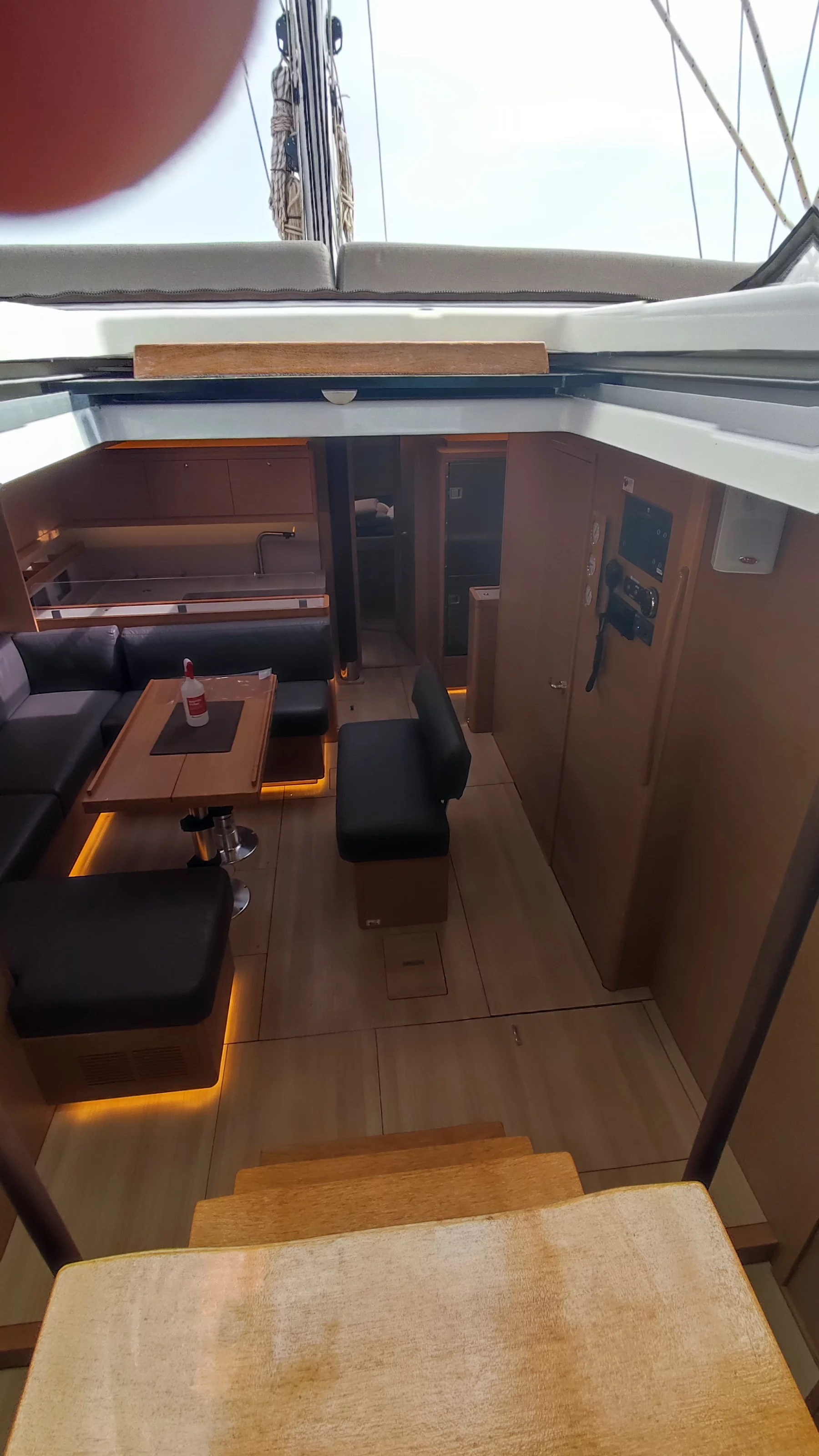 Dufour 530 Exclusive 2020 (Gryffindor)  - 13