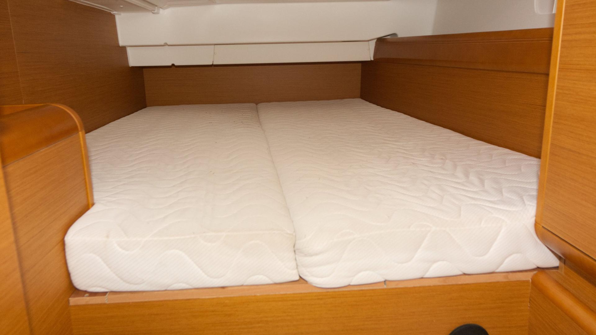 Photo #7 - Sun Odyssey 439 (Jason) in Pula - 16362