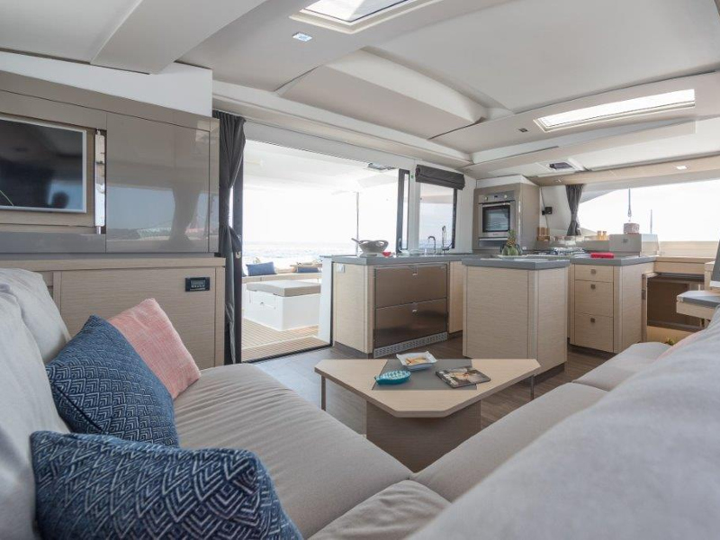 Photo #9 - Fountaine Pajot Saona 47 (HERMES) en Kastela - 6094