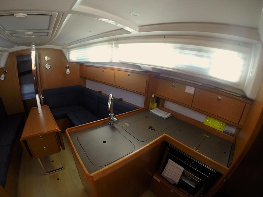 Photo #7 - Bavaria Cruiser 34 (Eurybia) en Zadar - 25565