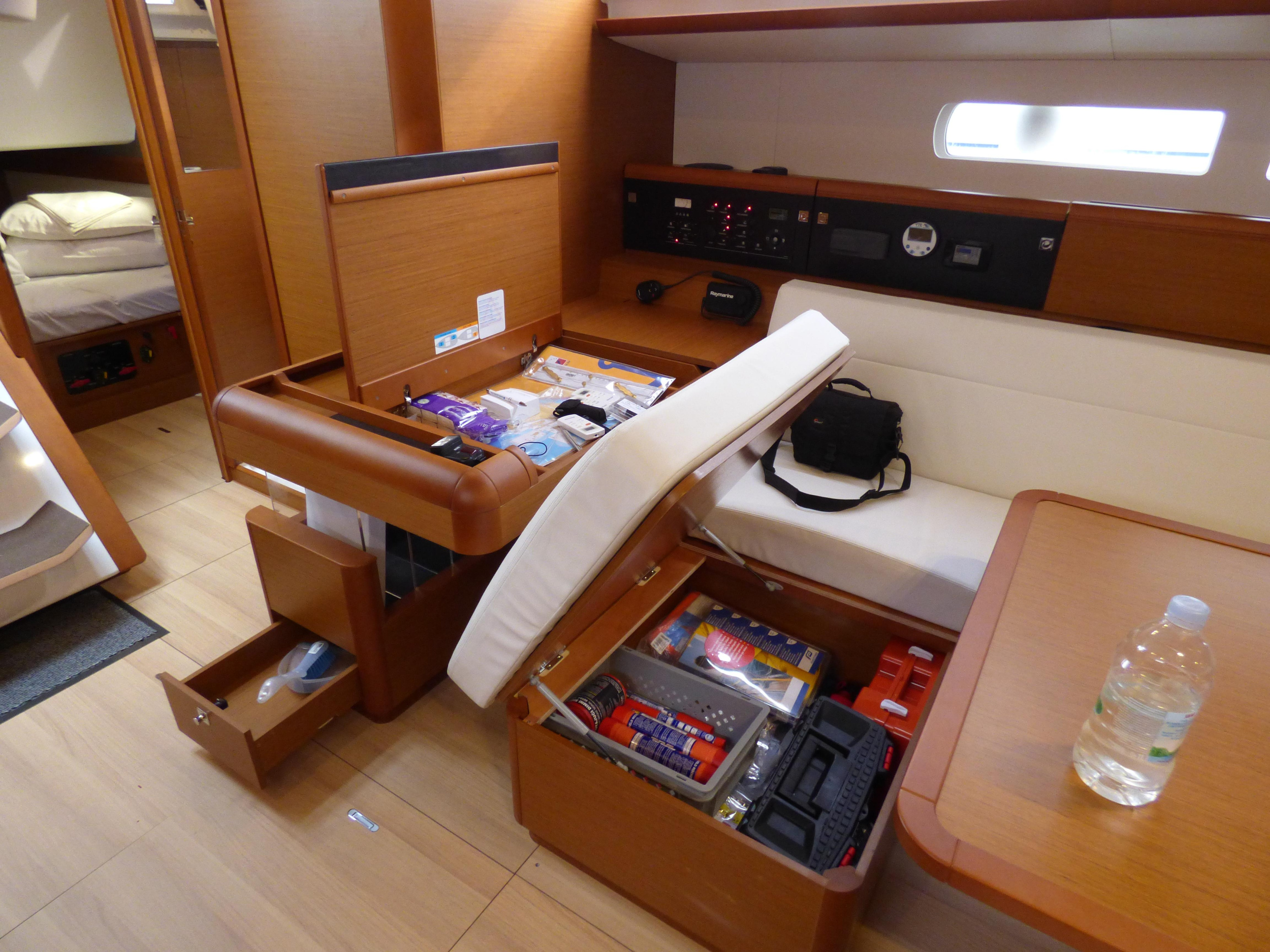 Photo #11 - Sun Odyssey 519 (Geronimo) en Kastela - 4859
