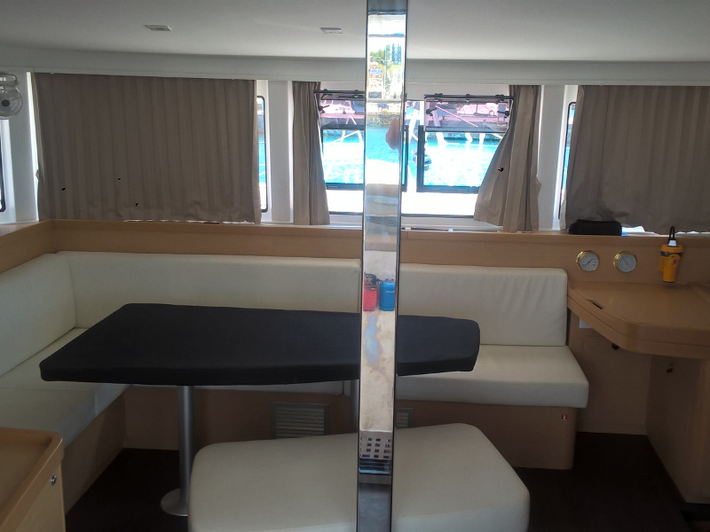 Photo #14 - Lagoon 42 (Aeolian Breeze) en Preveza - 5081