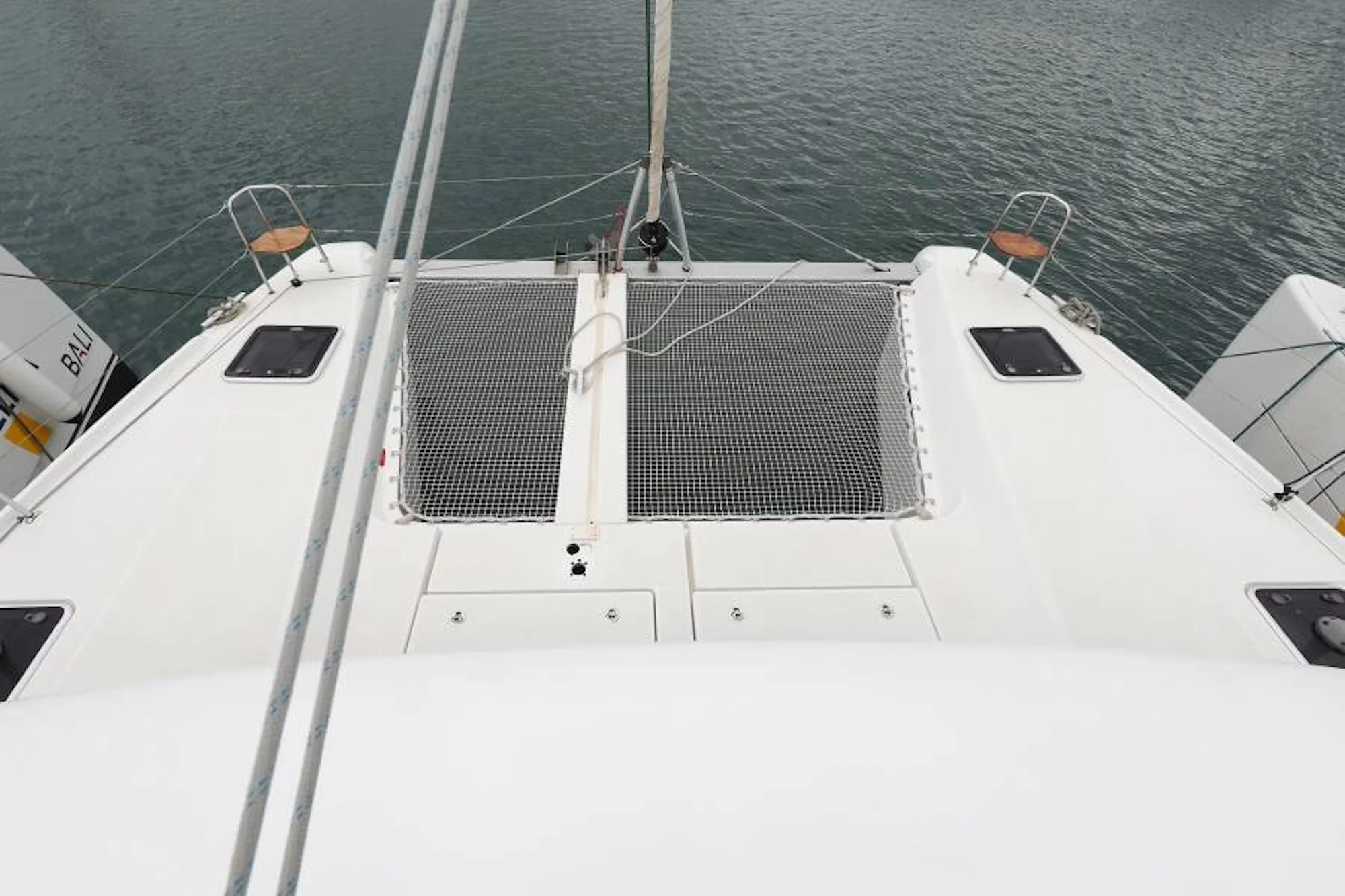 Lagoon 42 (Ice Cat)  - 18