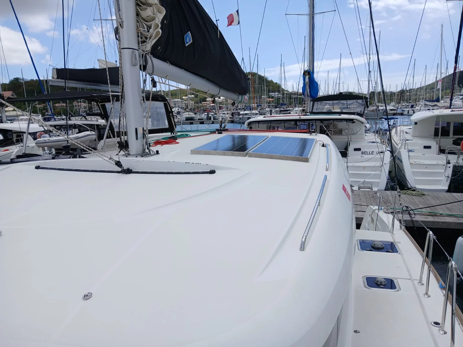 Lagoon 42 (Uiara) Deck - 21