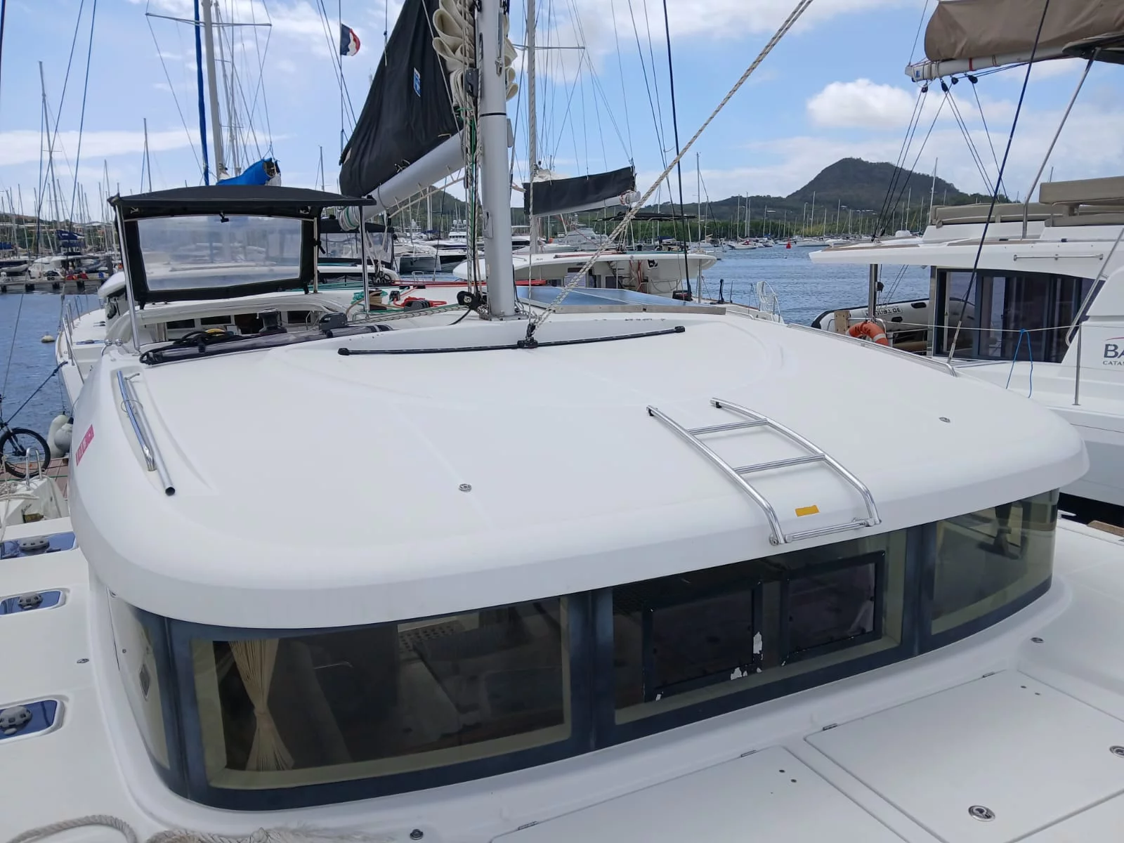 Lagoon 40 (Unicorn) Top Deck - 21