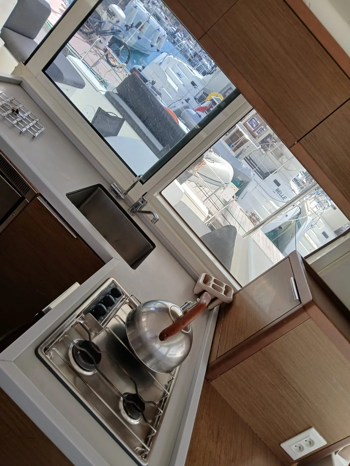 Lagoon 40 (Unicorn) Kitchen - 15