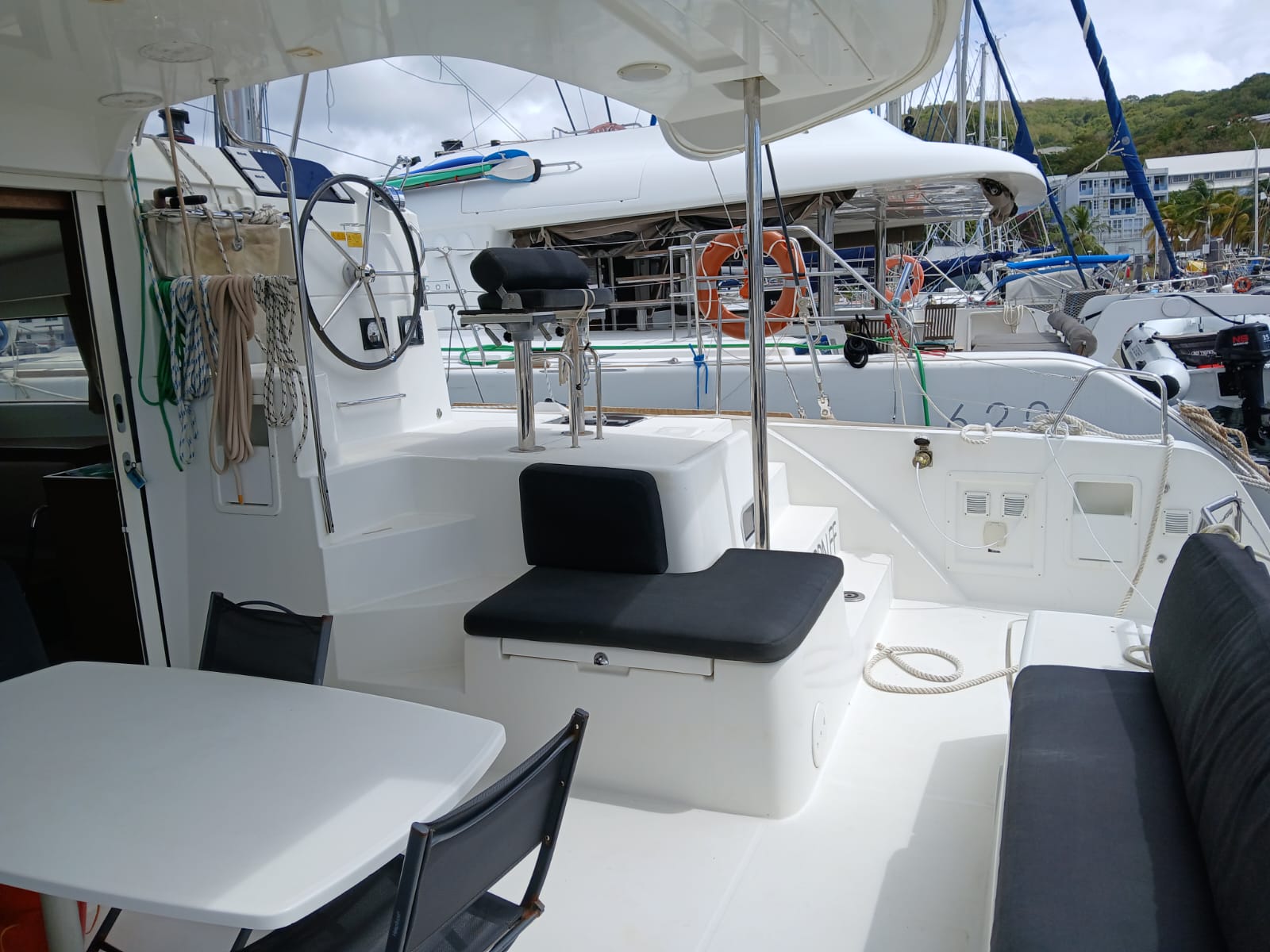Photo #10 - Lagoon 40 (Unicorn) in Le Marin - 17976