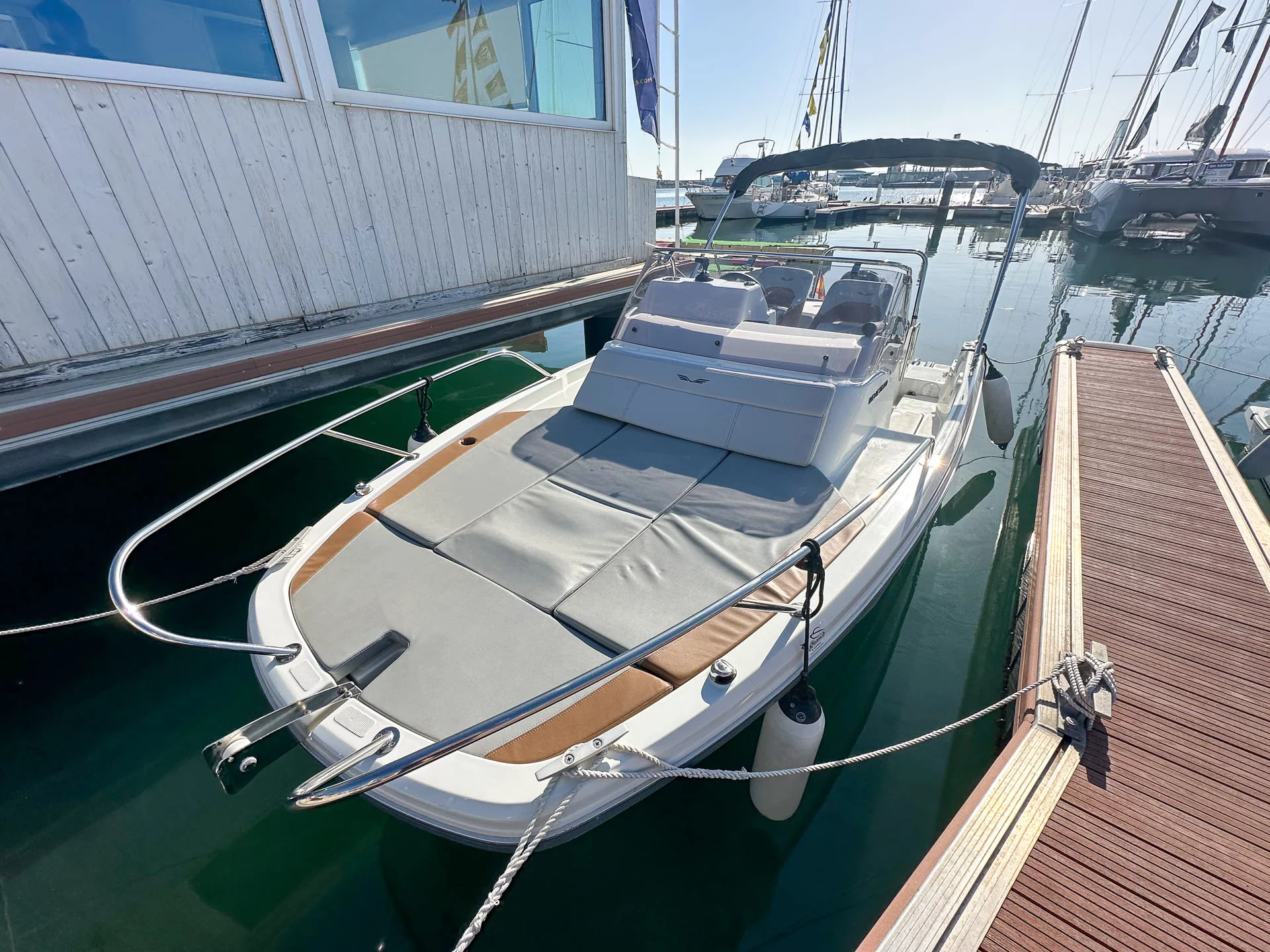 Beneteau Flyer 6 Sundeck (LA BOLETA) Main image - 0