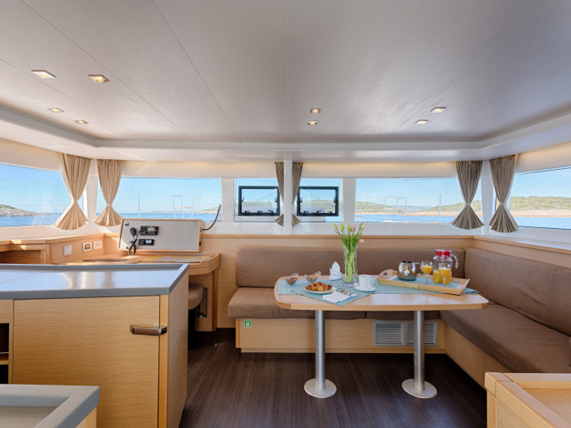 Photo #7 - Lagoon 450 F Luxury (METRA) en Trogir - 6447