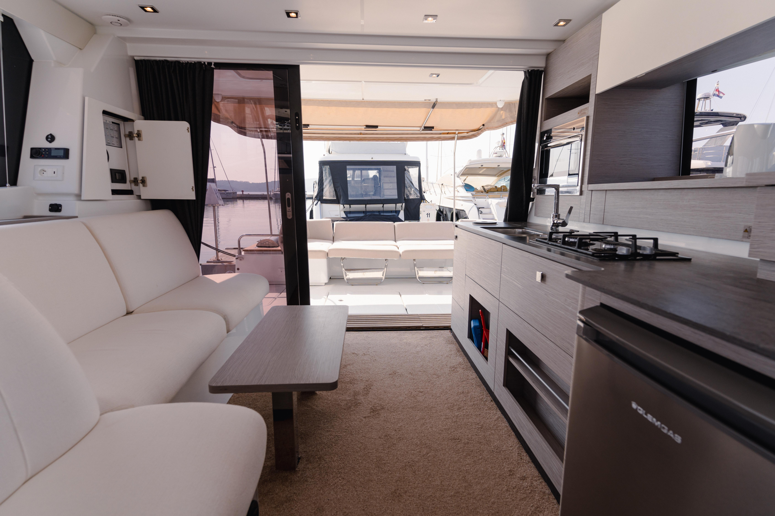 Photo #15 - Fountaine Pajot MY4.S (DANA) en Trogir - 16654
