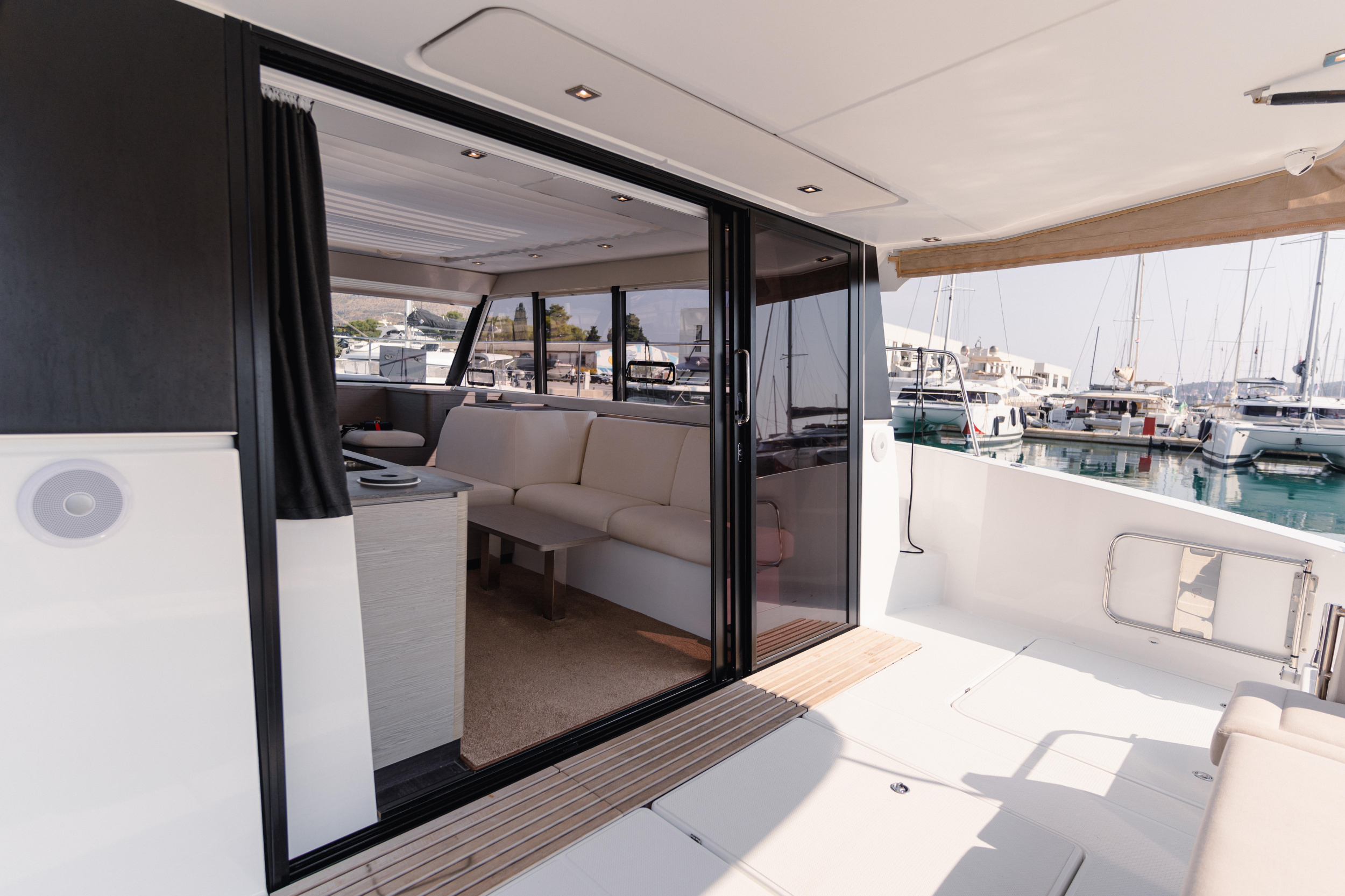 Photo #8 - Fountaine Pajot MY4.S (DANA) en Trogir - 16654