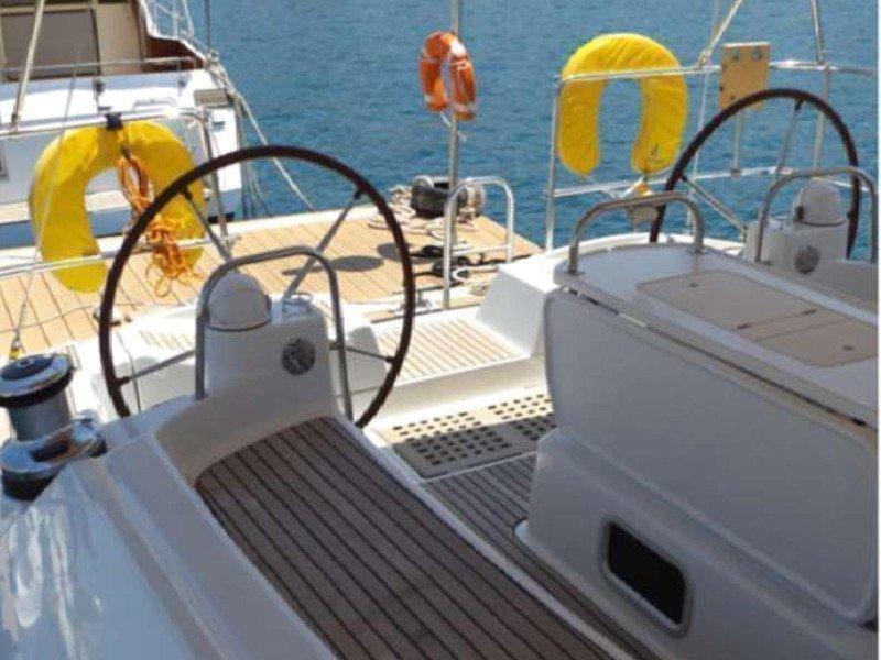 Photo #15 - Jeanneau 53 (Big Fella Thanks) en Kalkara - 25496
