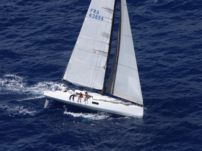 Photo #7 - Pogo 12.5 (Purple Rain) in Le Marin - 6790