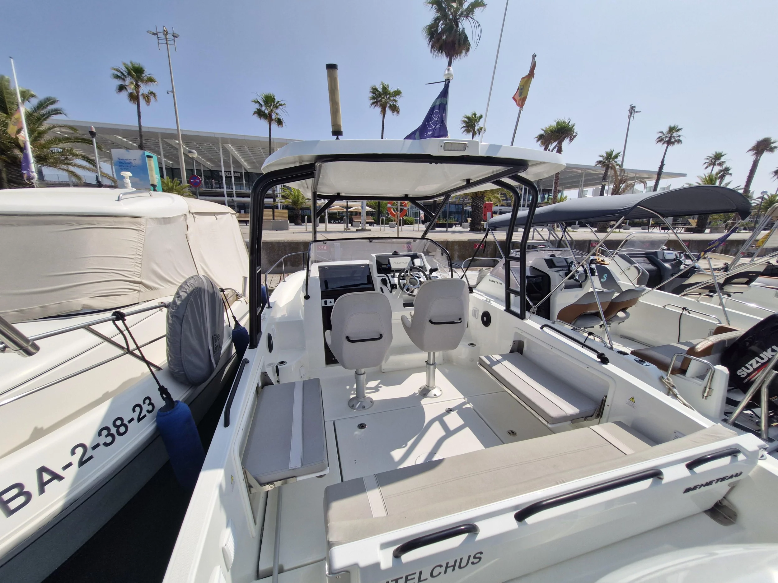 Beneteau Flyer 8 Sundeck (BITELCHÚS)  - 1