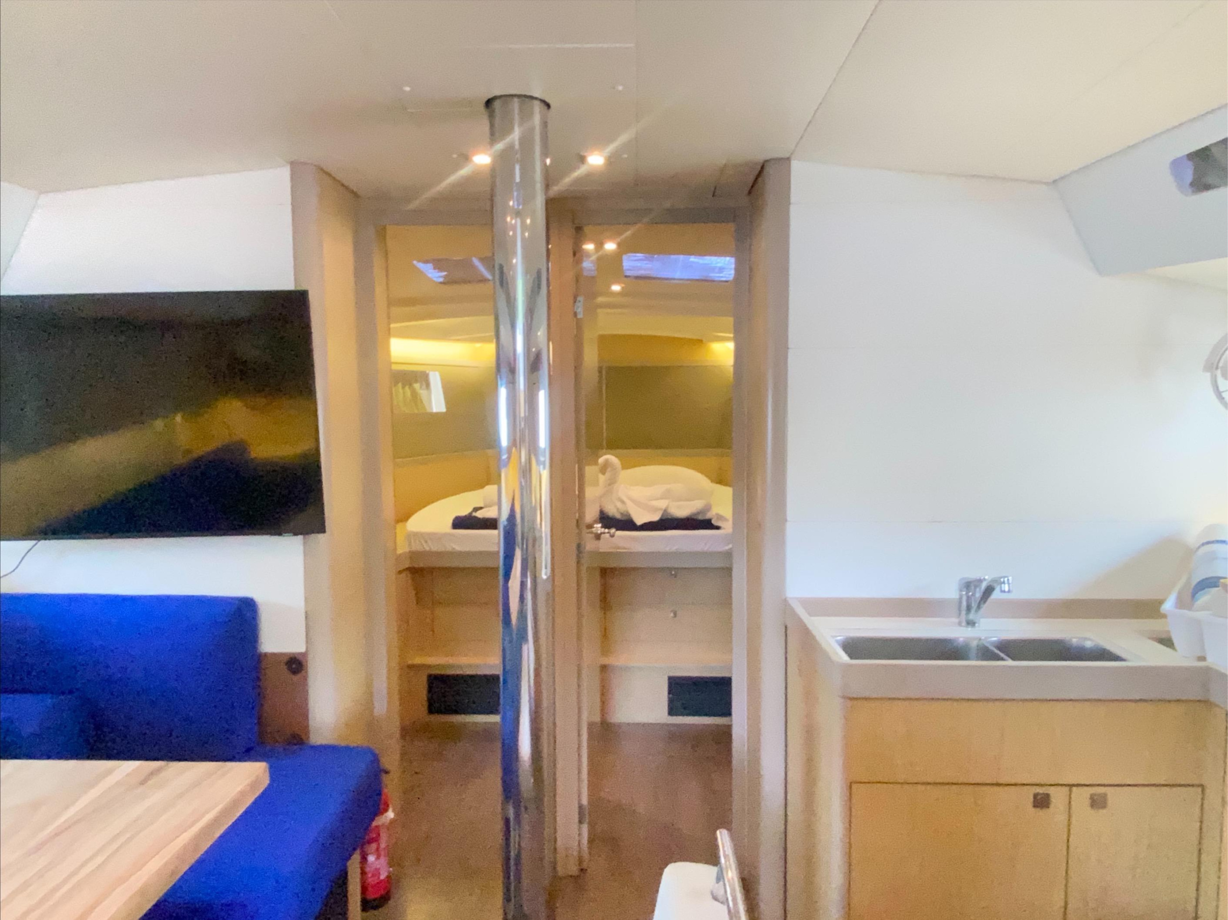 Photo #4 - Beneteau Oceanis 48 (Owner's version) (Spirit of Adventure) in Road Town - 24480