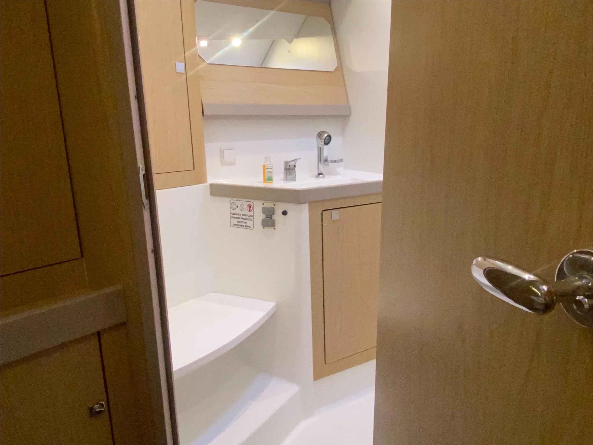 Beneteau Oceanis 48 (Owner's version) (Spirit of Adventure)  - 25
