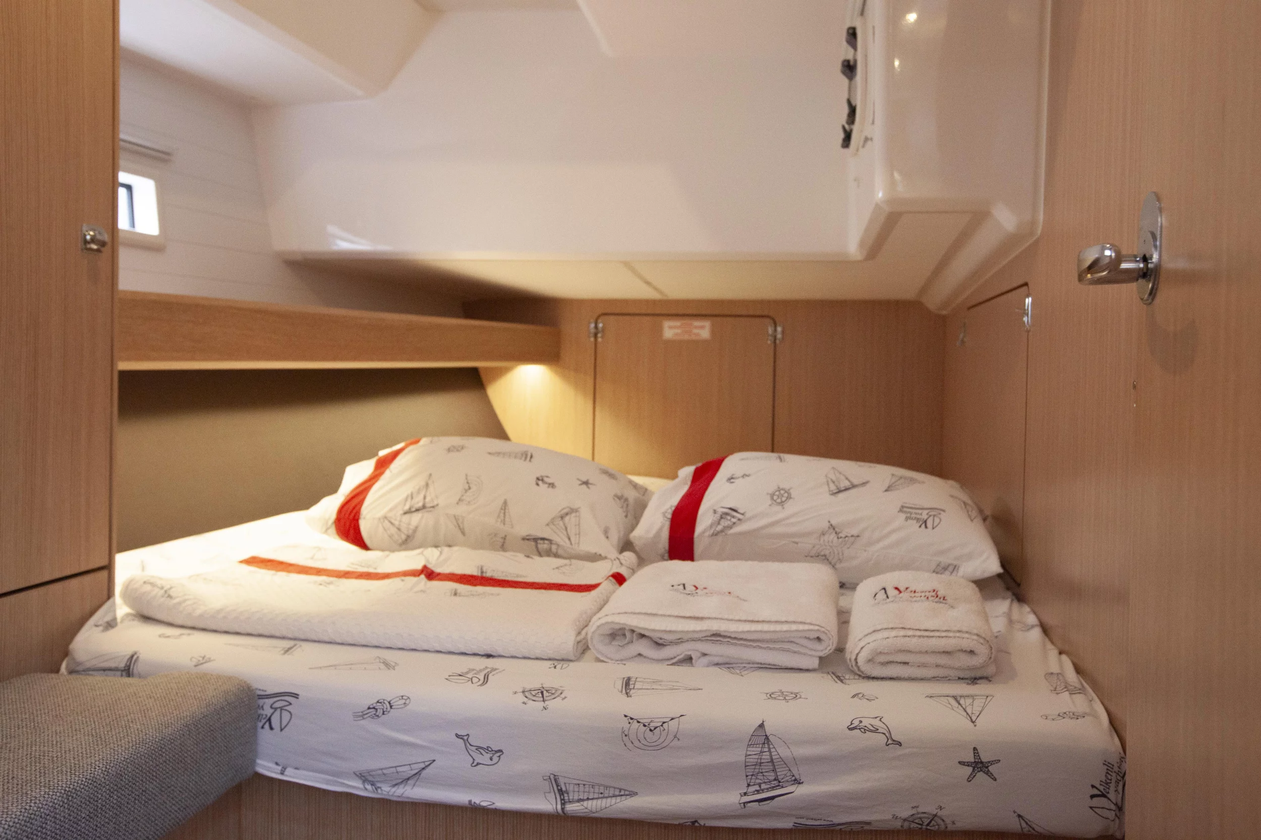 Bavaria Cruiser 46 (Trex) Aft Cabin (starboard side) - 6