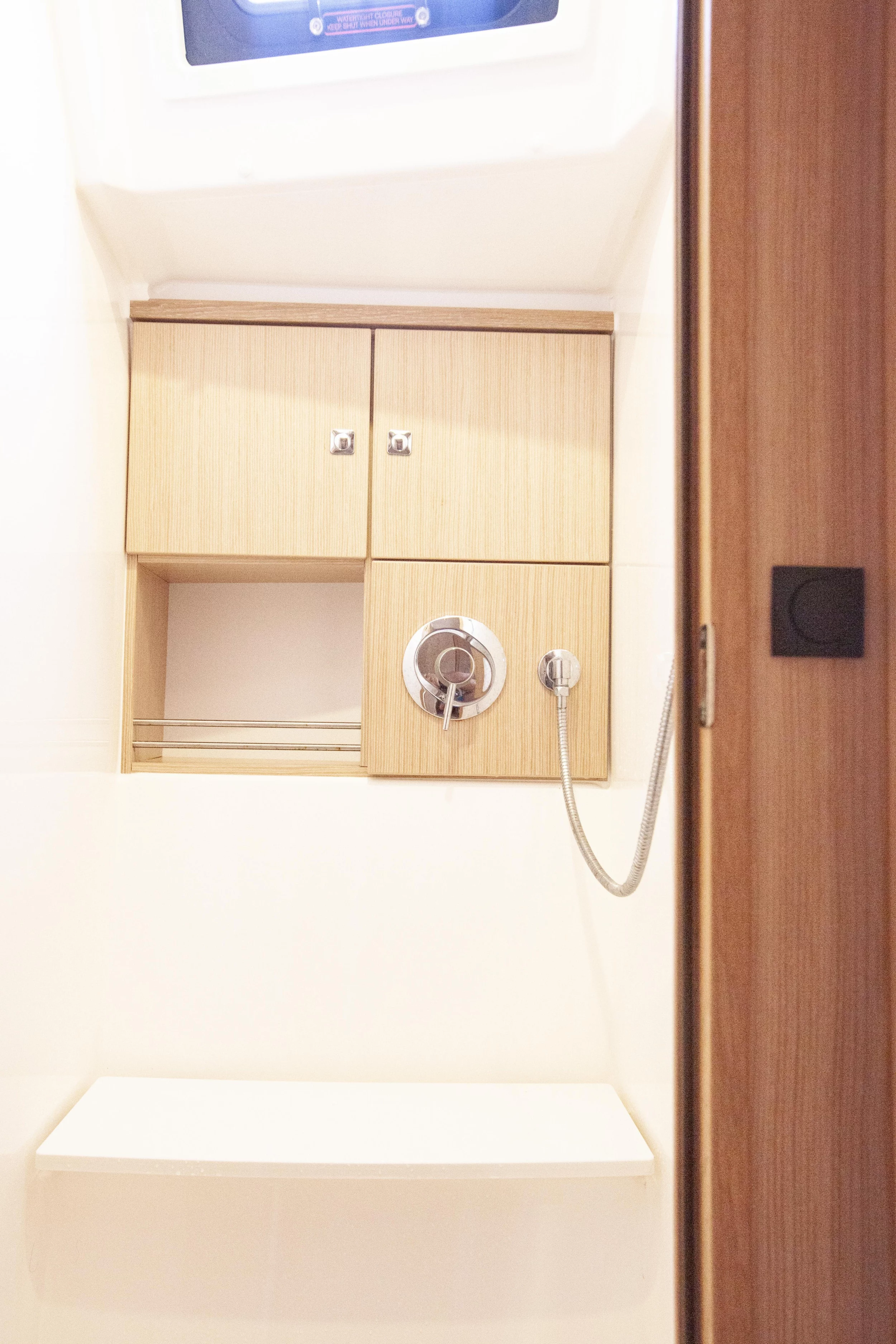 Bavaria Cruiser 46 (Trex) Front WC - 12