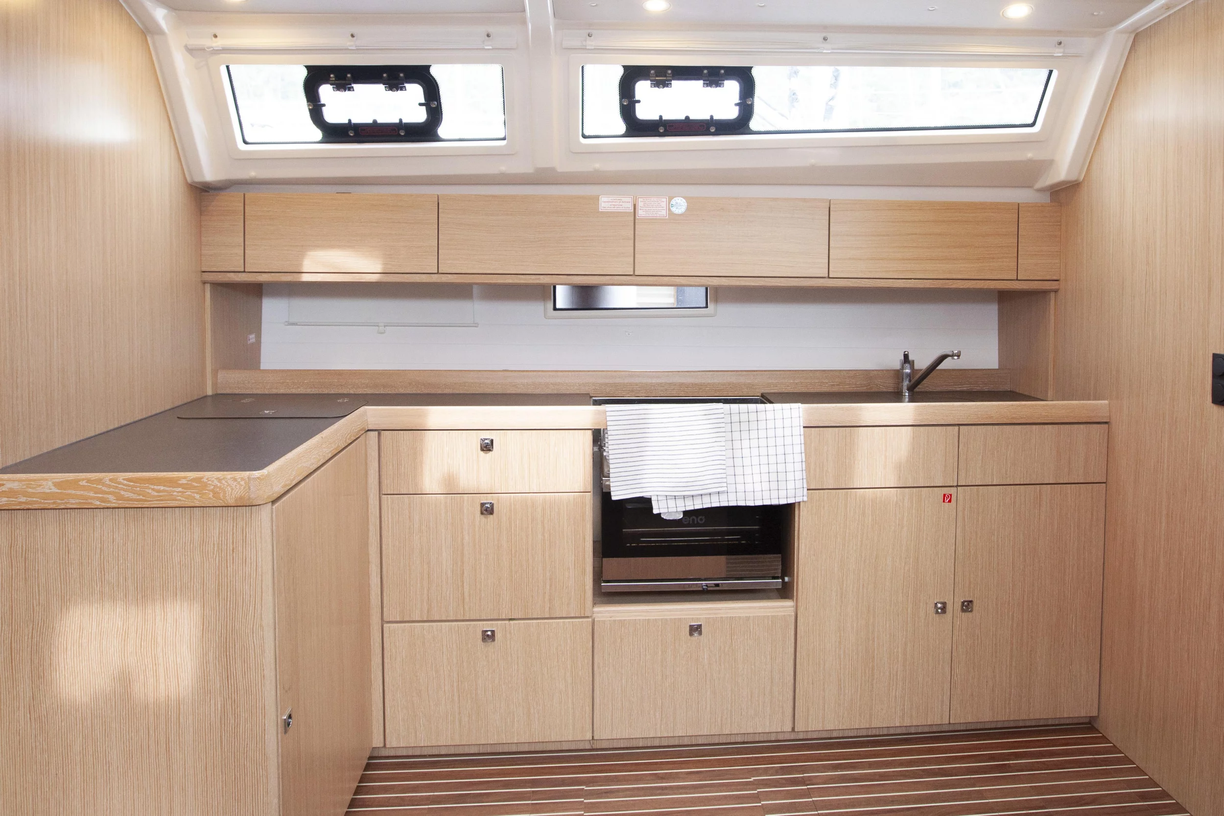 Bavaria Cruiser 46 (Trex) Galley - 4