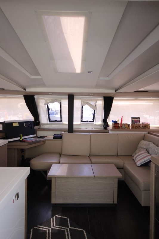 Photo #8 - Fountaine Pajot Astrea 42 (Maho) en Road Town - 6840