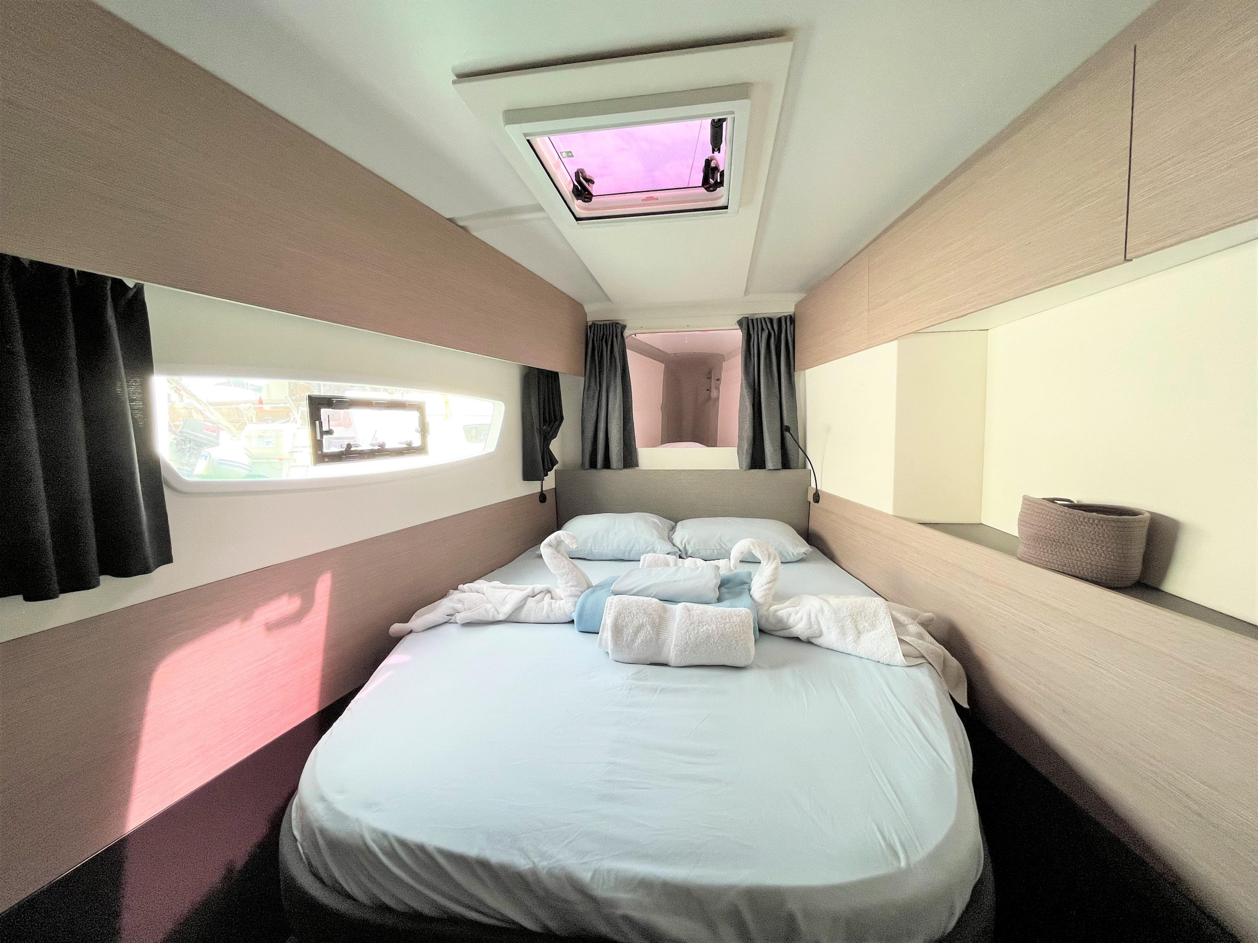 Photo #12 - Fountaine Pajot Astrea 42 (Maho) en Road Town - 6840
