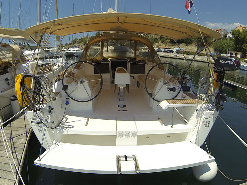Photo #12 - Dufour 382 GL (Sveti Ivan) in Sibenik - 25101
