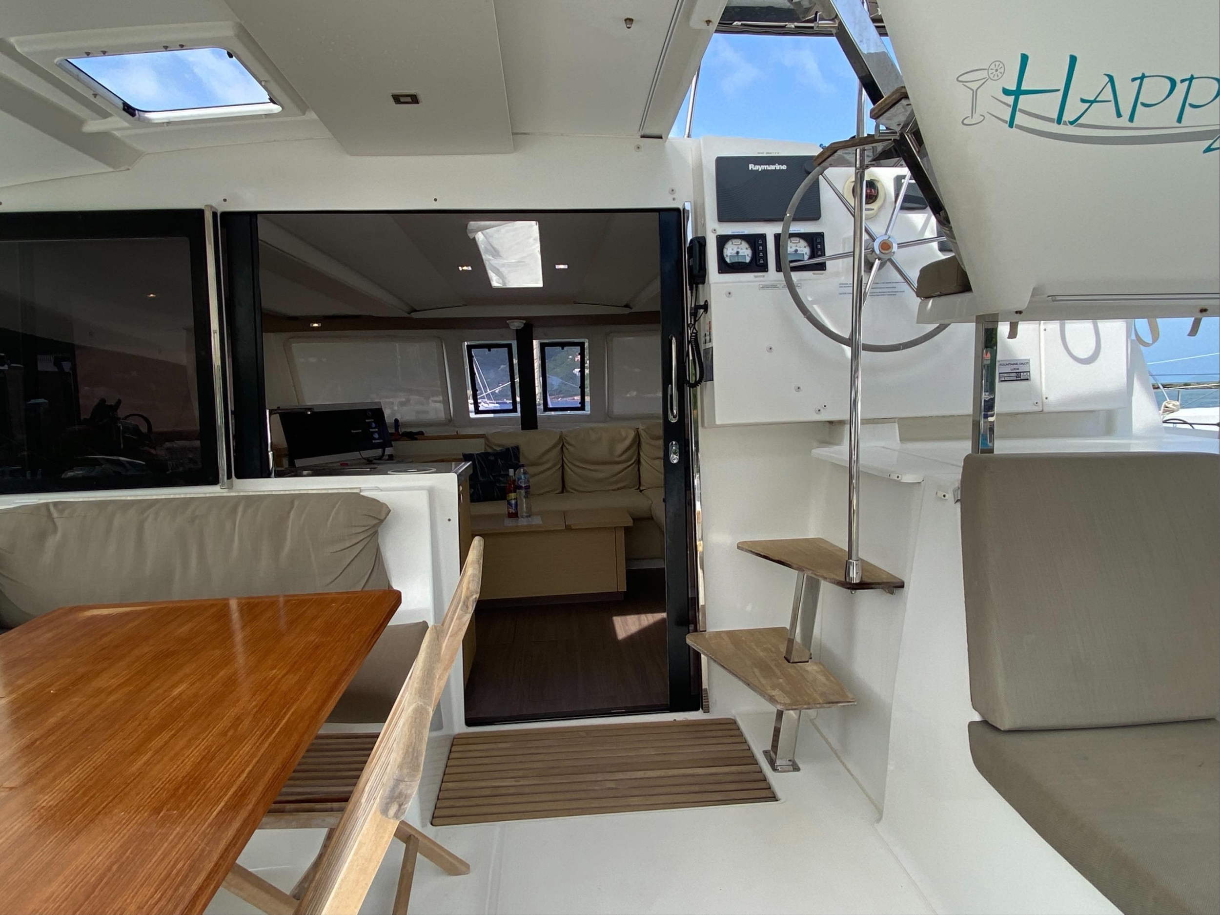 Photo #2 - Fountaine Pajot Lucia 40 (Happy Ours) en Road Town - 25435