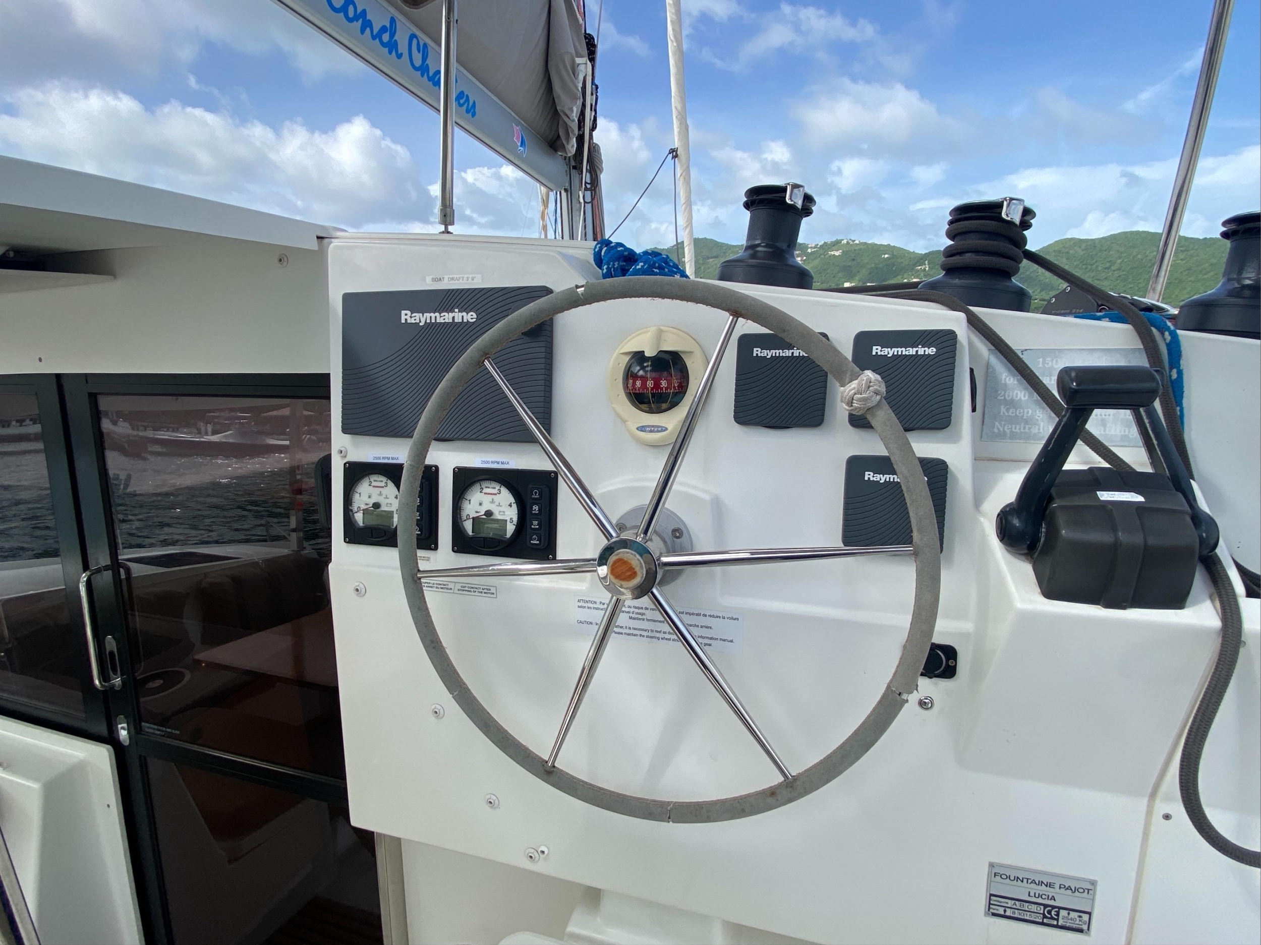 Photo #15 - Fountaine Pajot Lucia 40 (Happy Ours) en Road Town - 25435