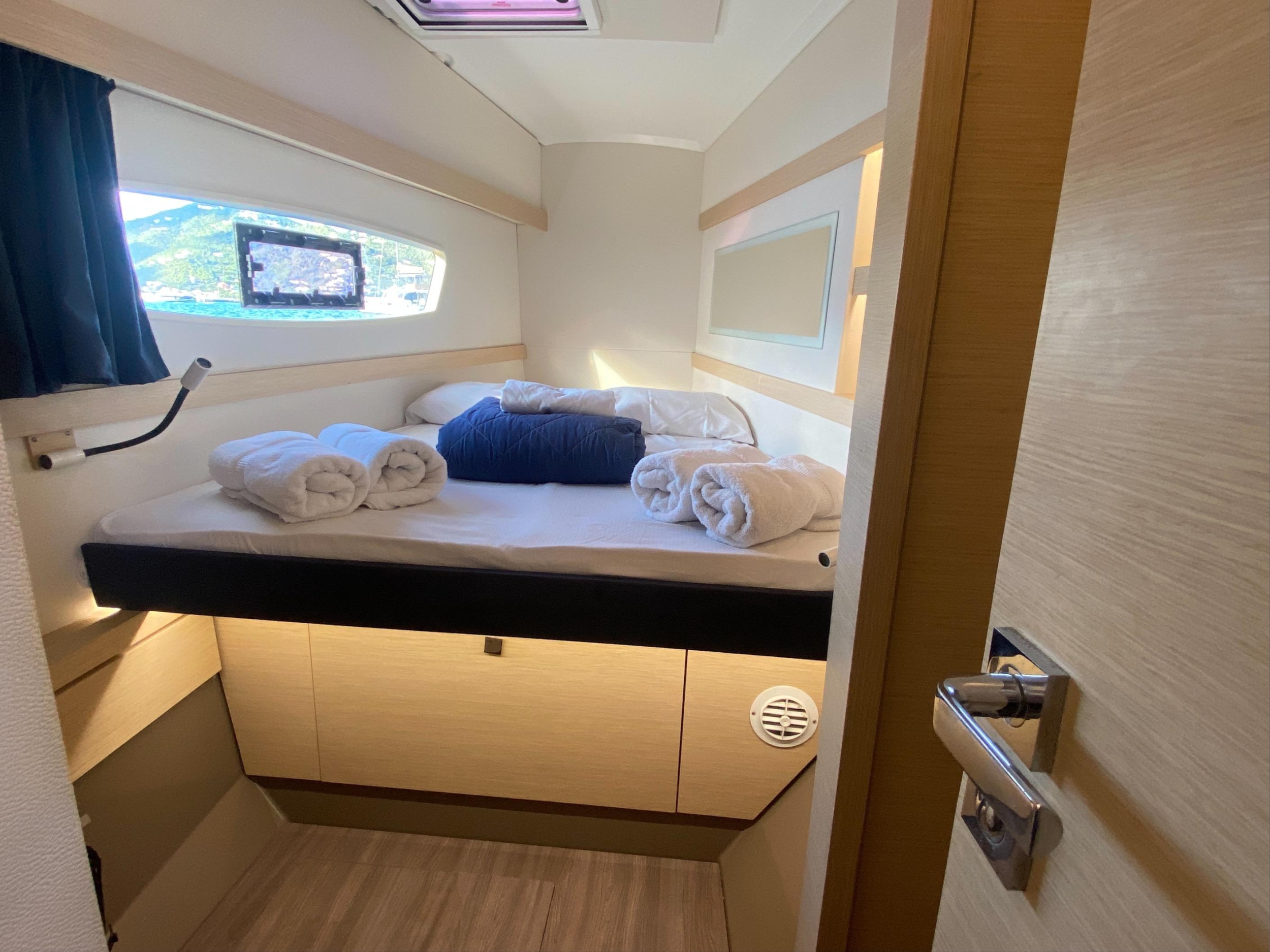 Photo #20 - Fountaine Pajot Lucia 40 (Happy Ours) en Road Town - 25435