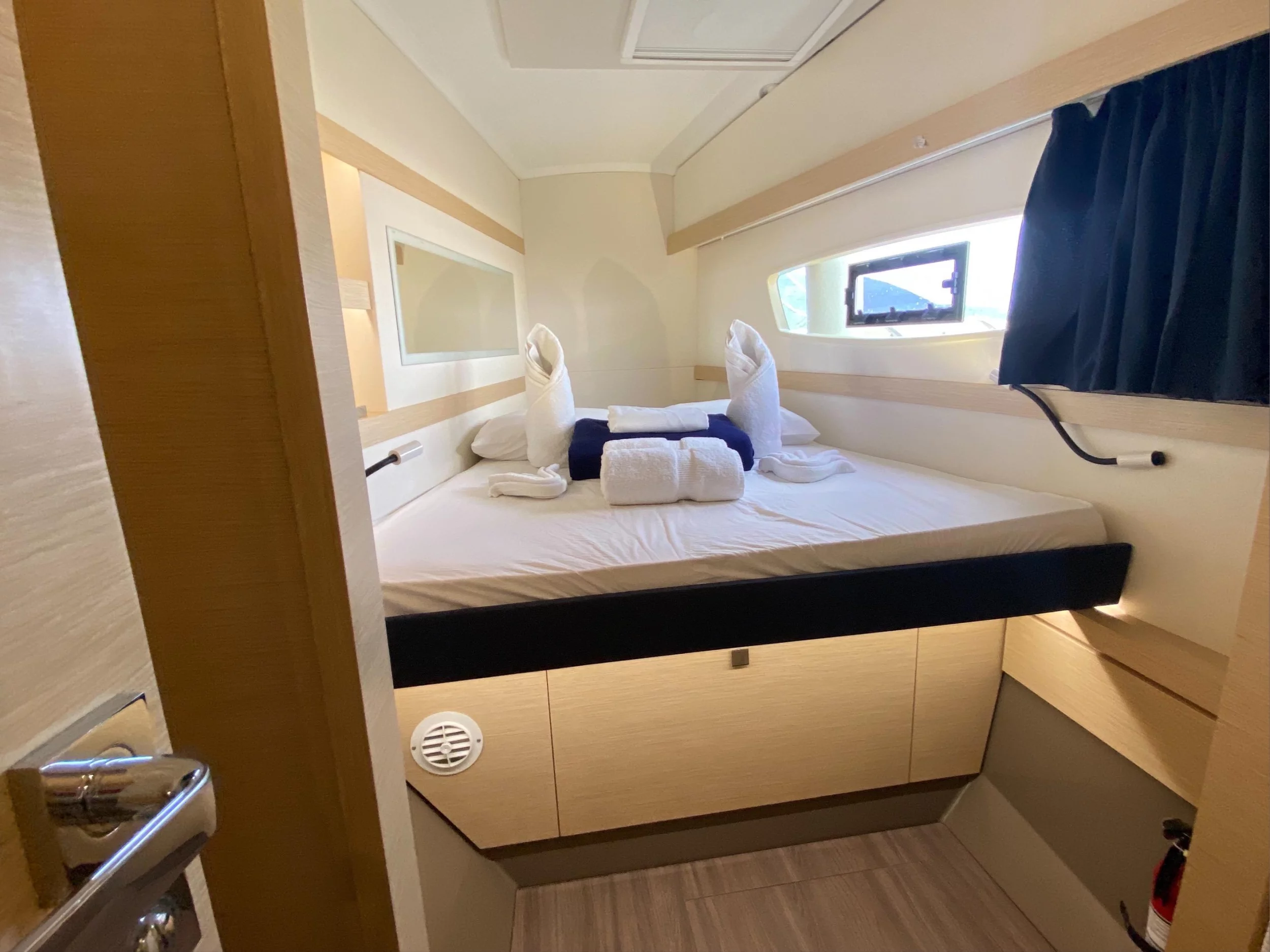 Fountaine Pajot Lucia 40 (Happy Ours)  - 25