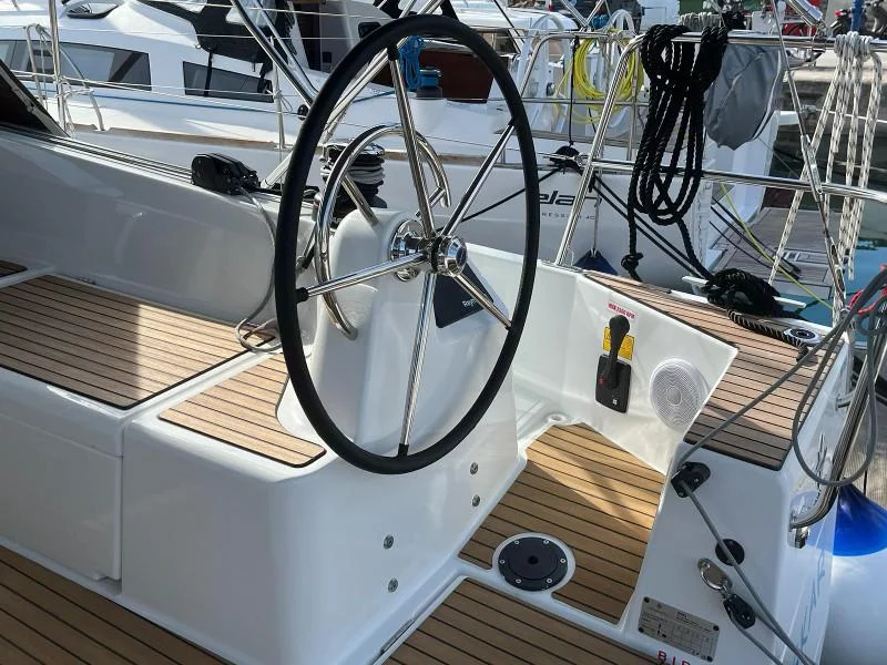 Sun Odyssey 410 (OLIVER new 2025 (air condition, solar panels))  - 2
