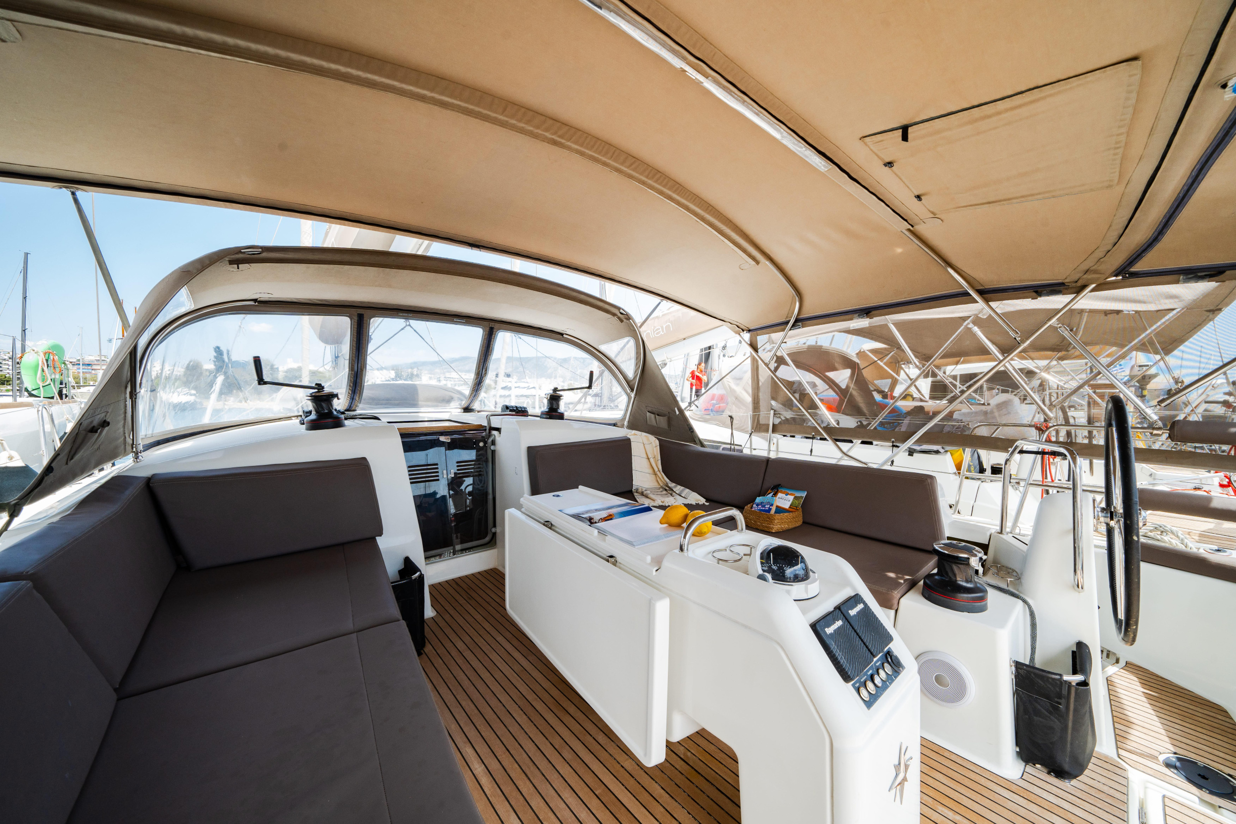 Photo #11 - Sun Odyssey 490 4 cabins (CALMA) in Athen - 18750