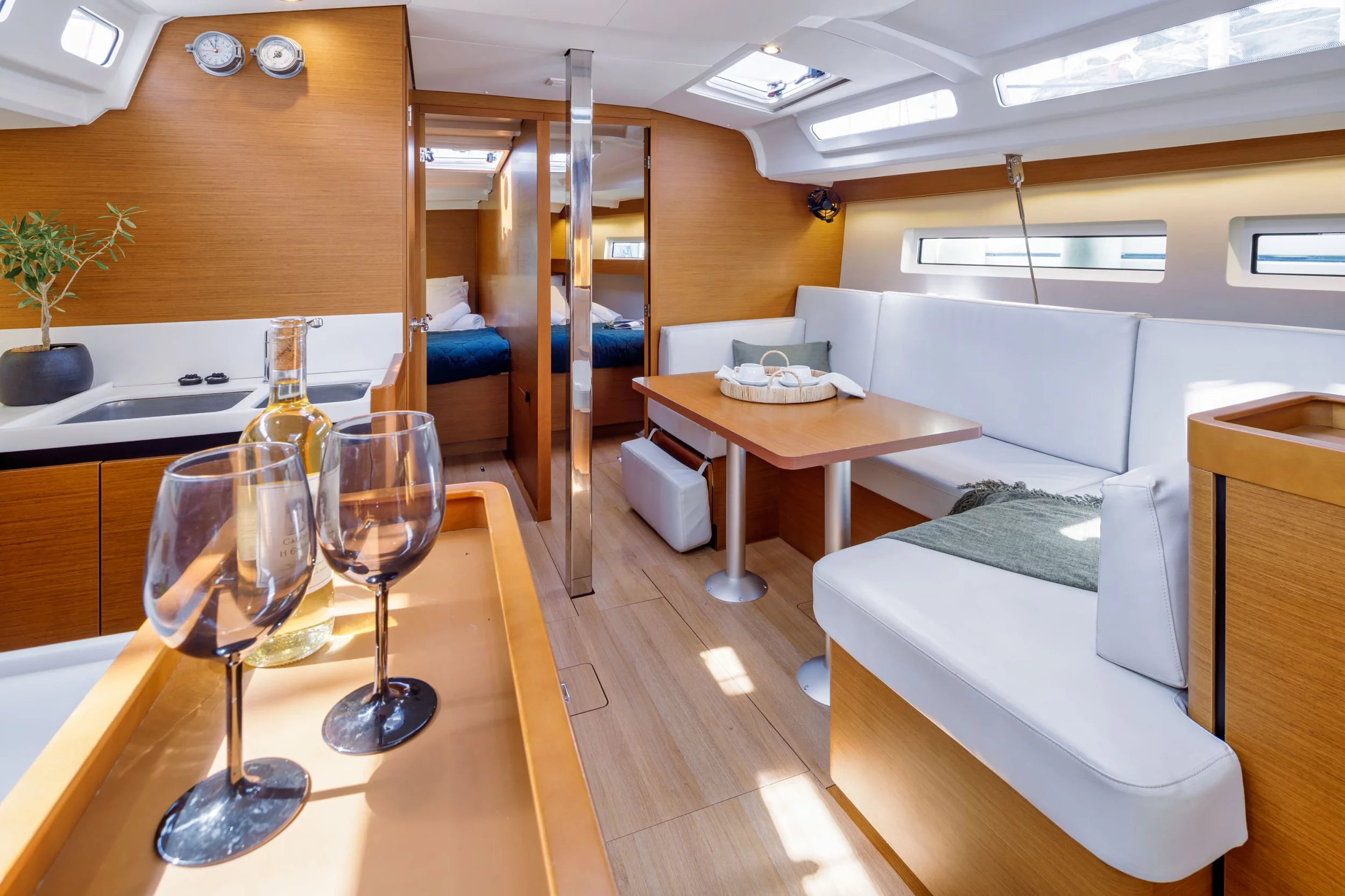 Sun Odyssey 440 (CRANE)  - 9