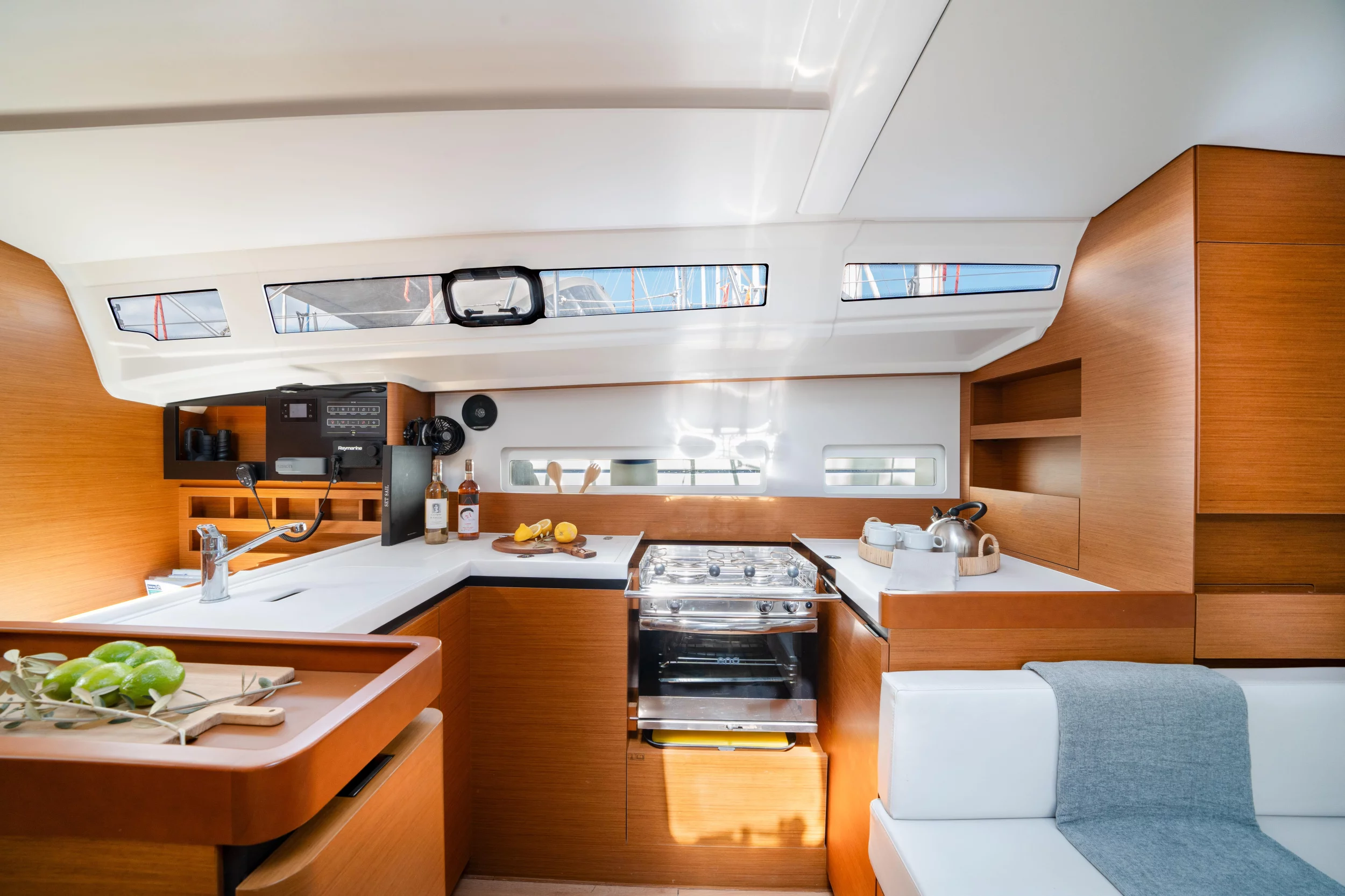 Sun Odyssey 410 (LAERTES)  - 7
