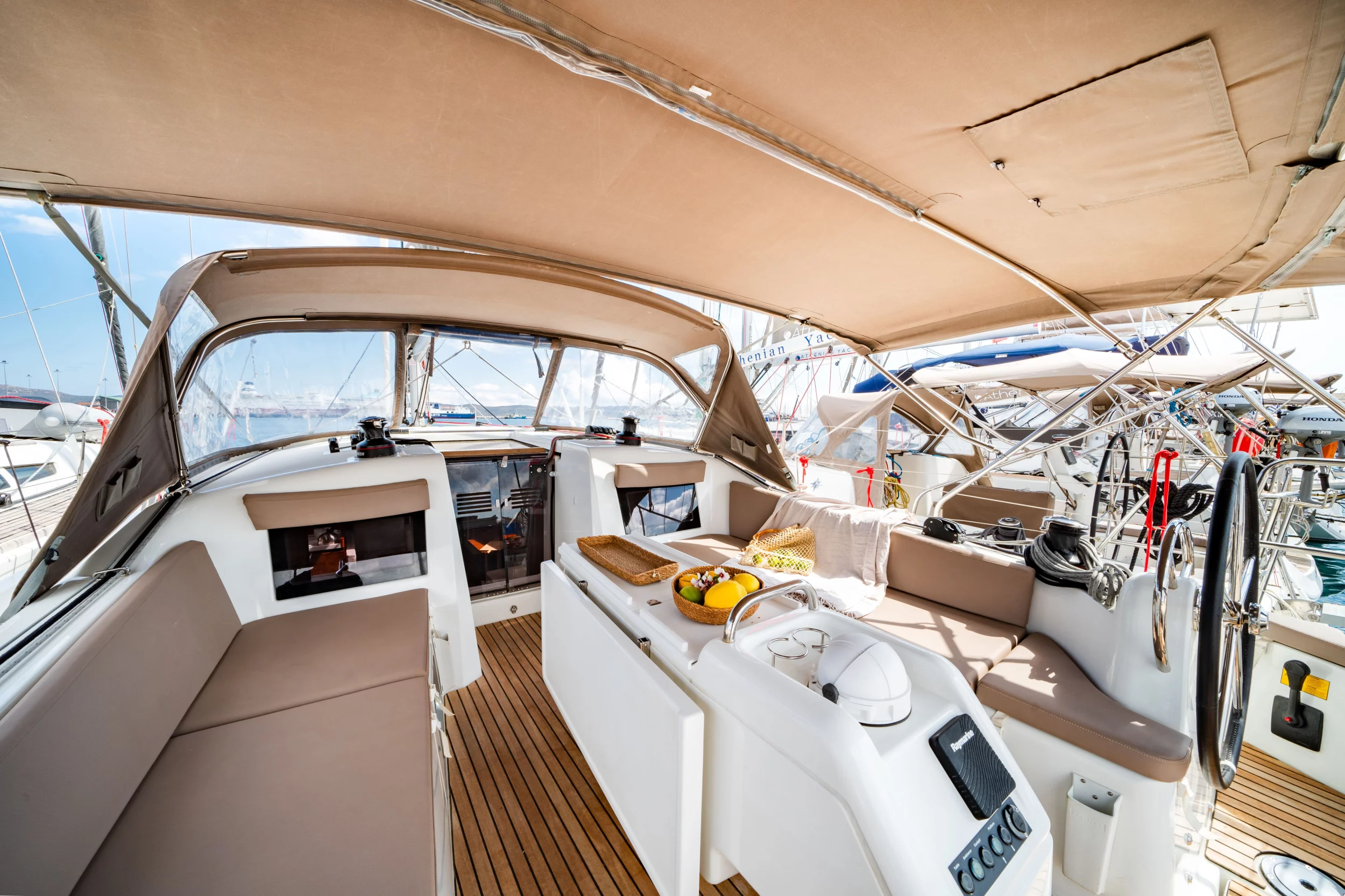 Sun Odyssey 410 (LAERTES)  - 4
