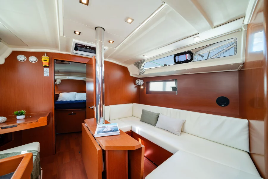 Oceanis 41.1 (MARISOL)  - 7