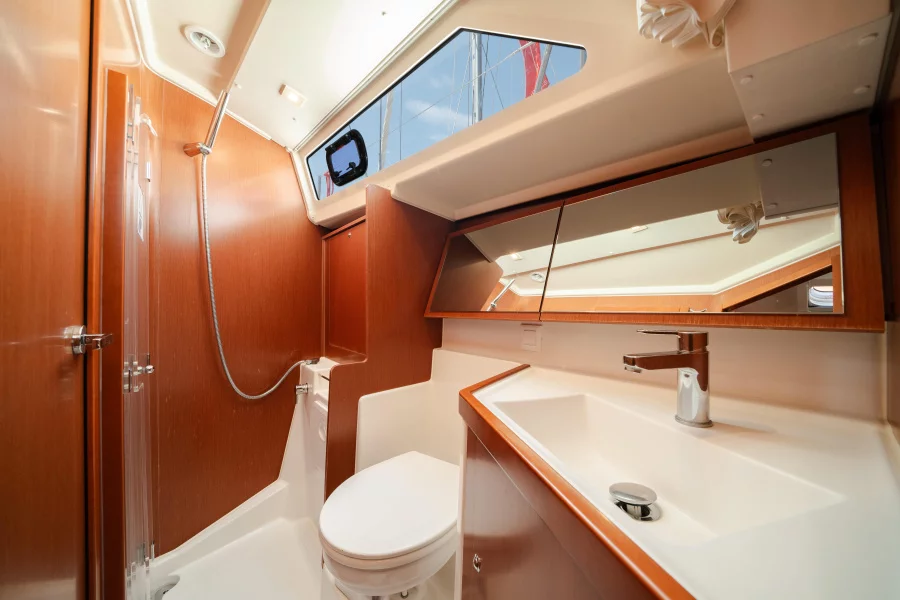 Oceanis 41.1 (MARISOL)  - 9