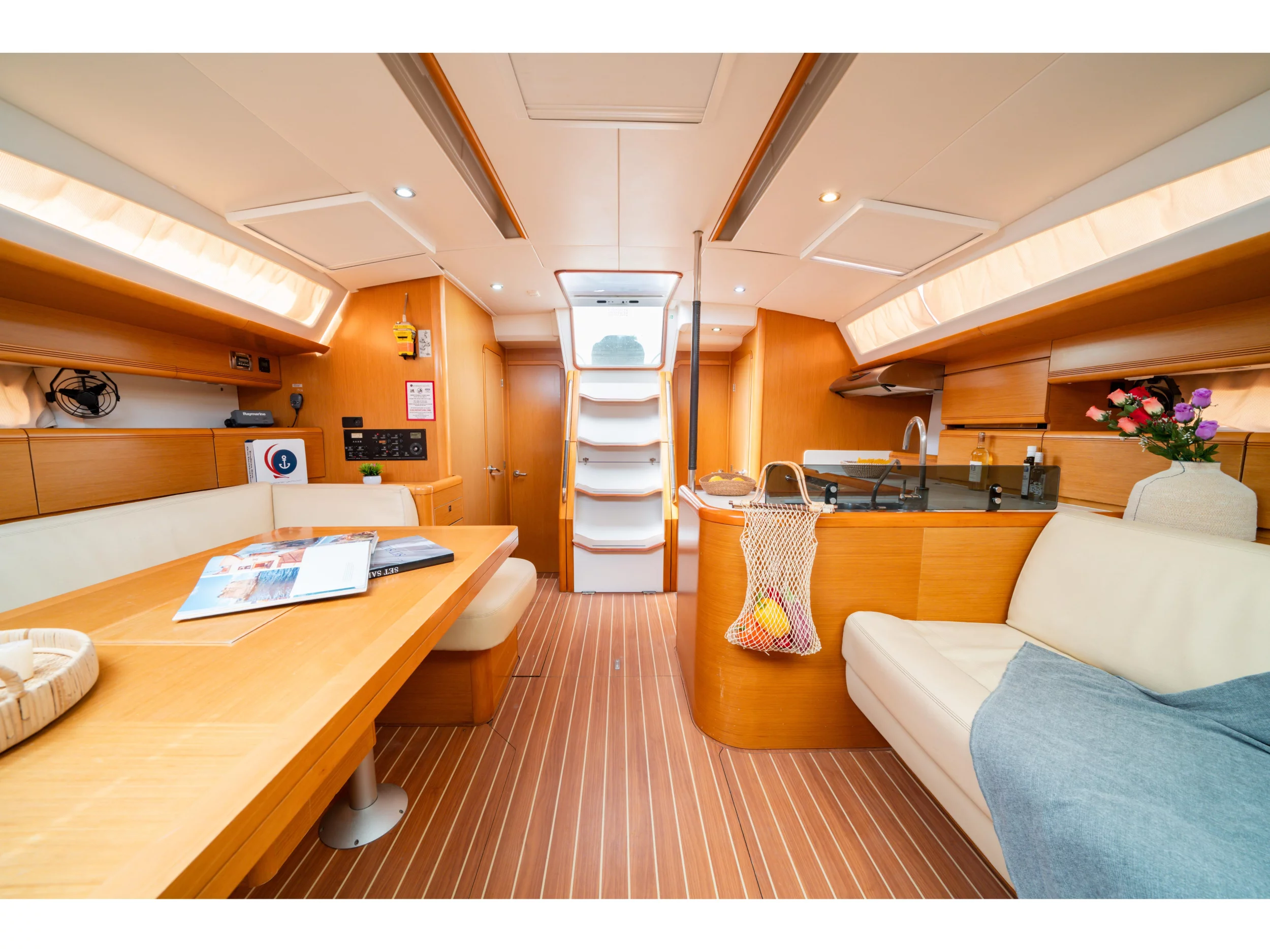 Jeanneau 53 (6 cab) (REGINA V) Interior image - 7