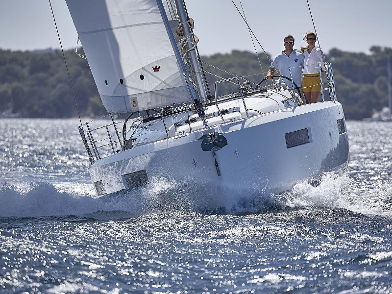 Photo #4 - Sun Odyssey 440 (Innovation) in Portimao - 7067