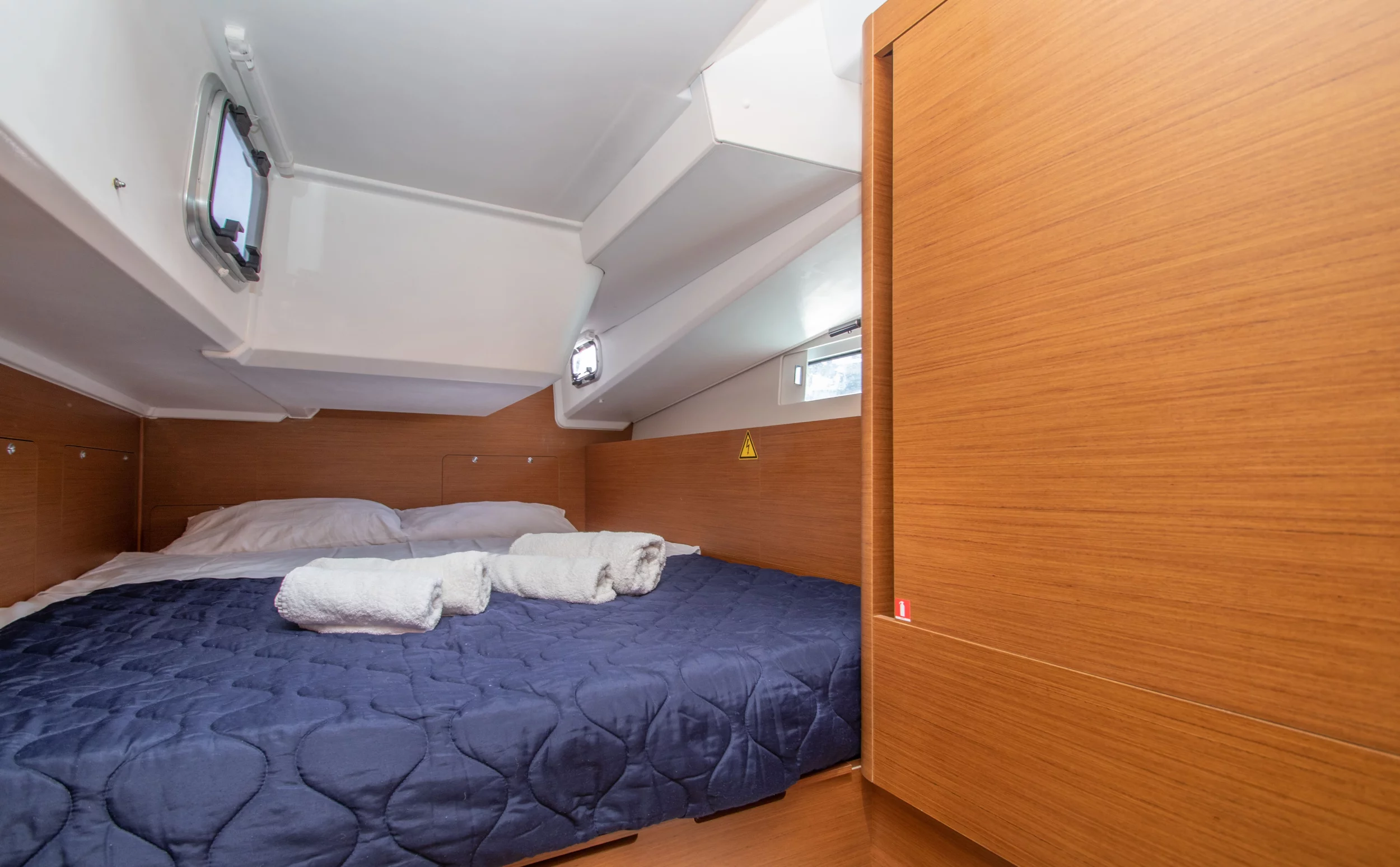 Sun Odyssey 490 4 cabins (KNOT)  - 14