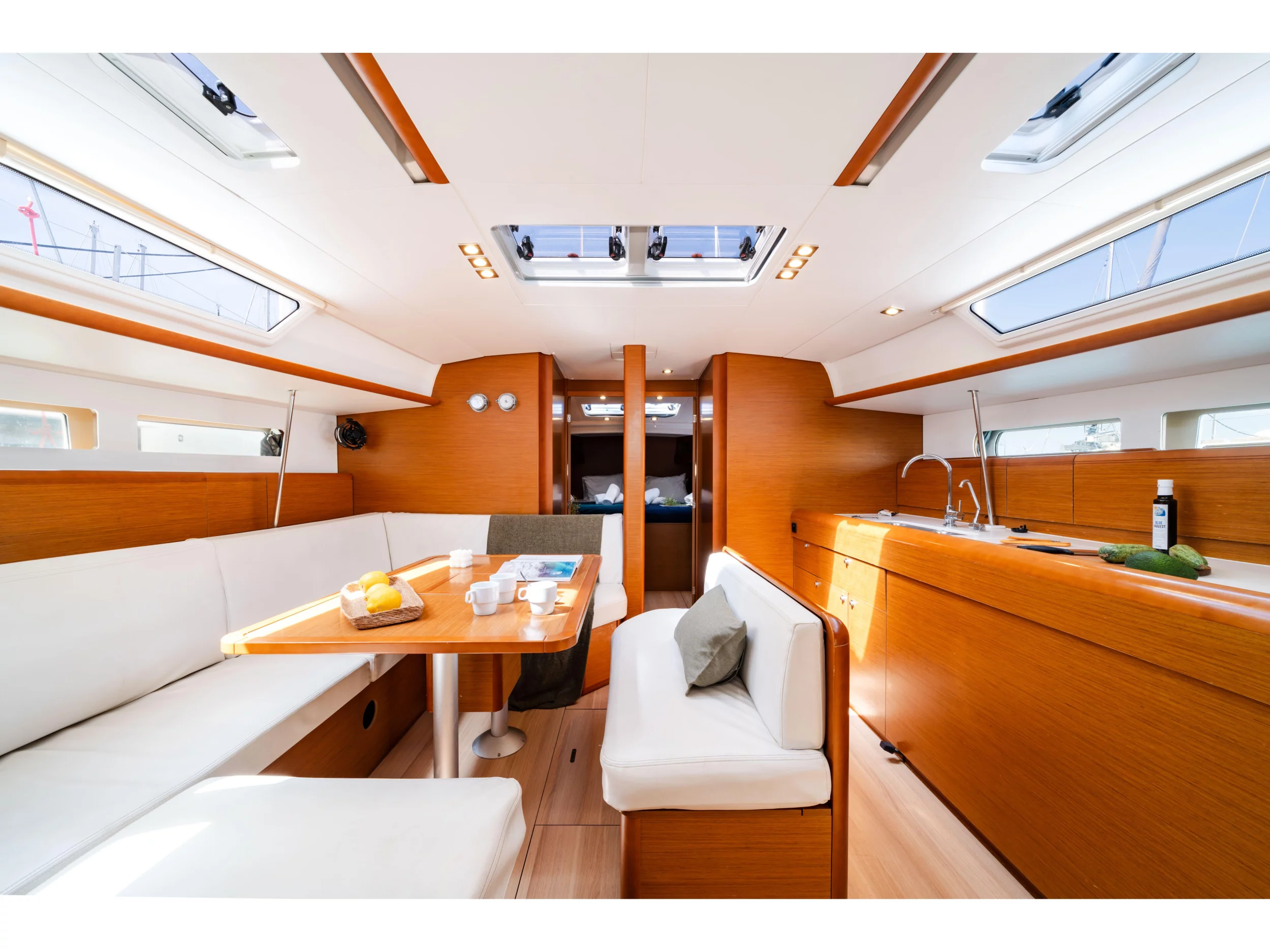 Sun Odyssey 479 (SOFIA) Interior image - 5