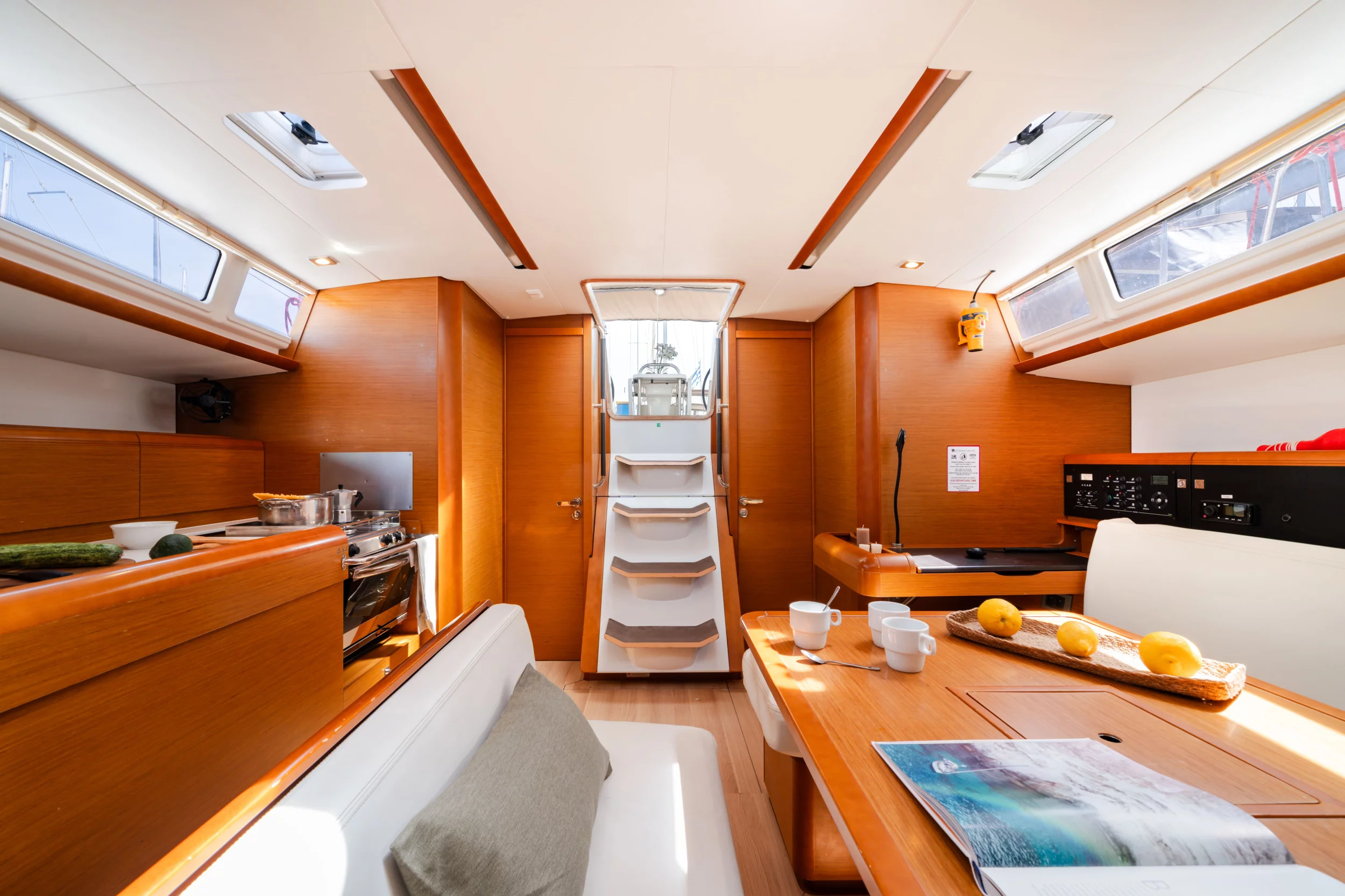 Sun Odyssey 479 (SOFIA)  - 10